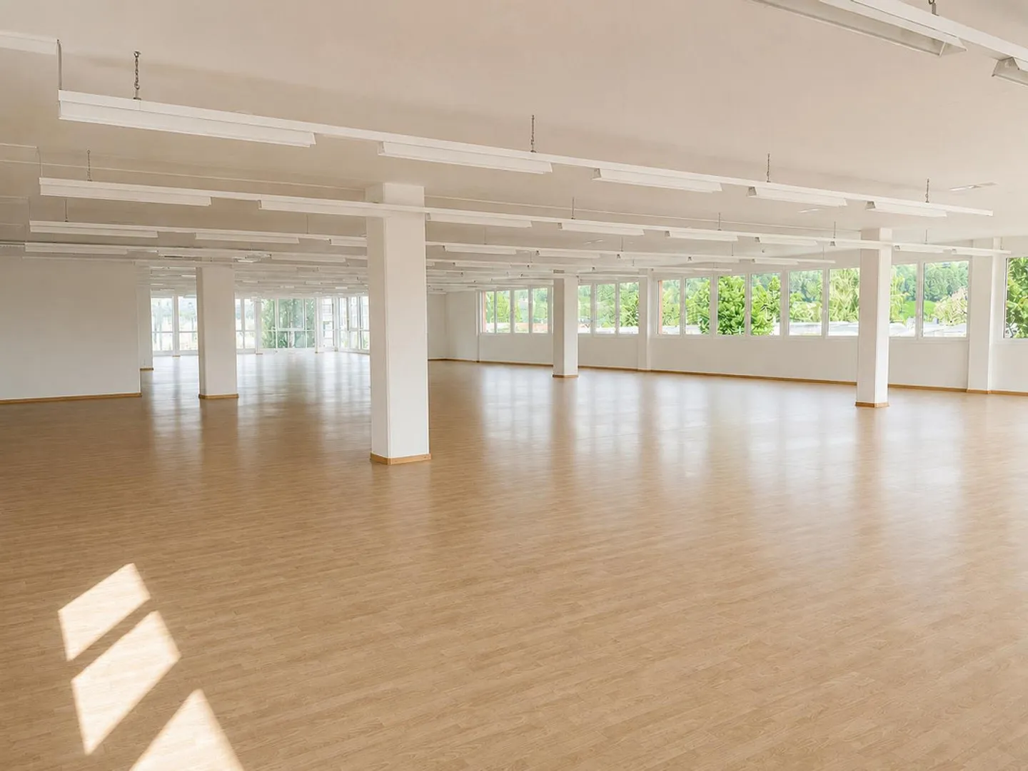 Espace de bureau flexible avec une forte présence et une accessibilité optimale - Photo 5 sur 10