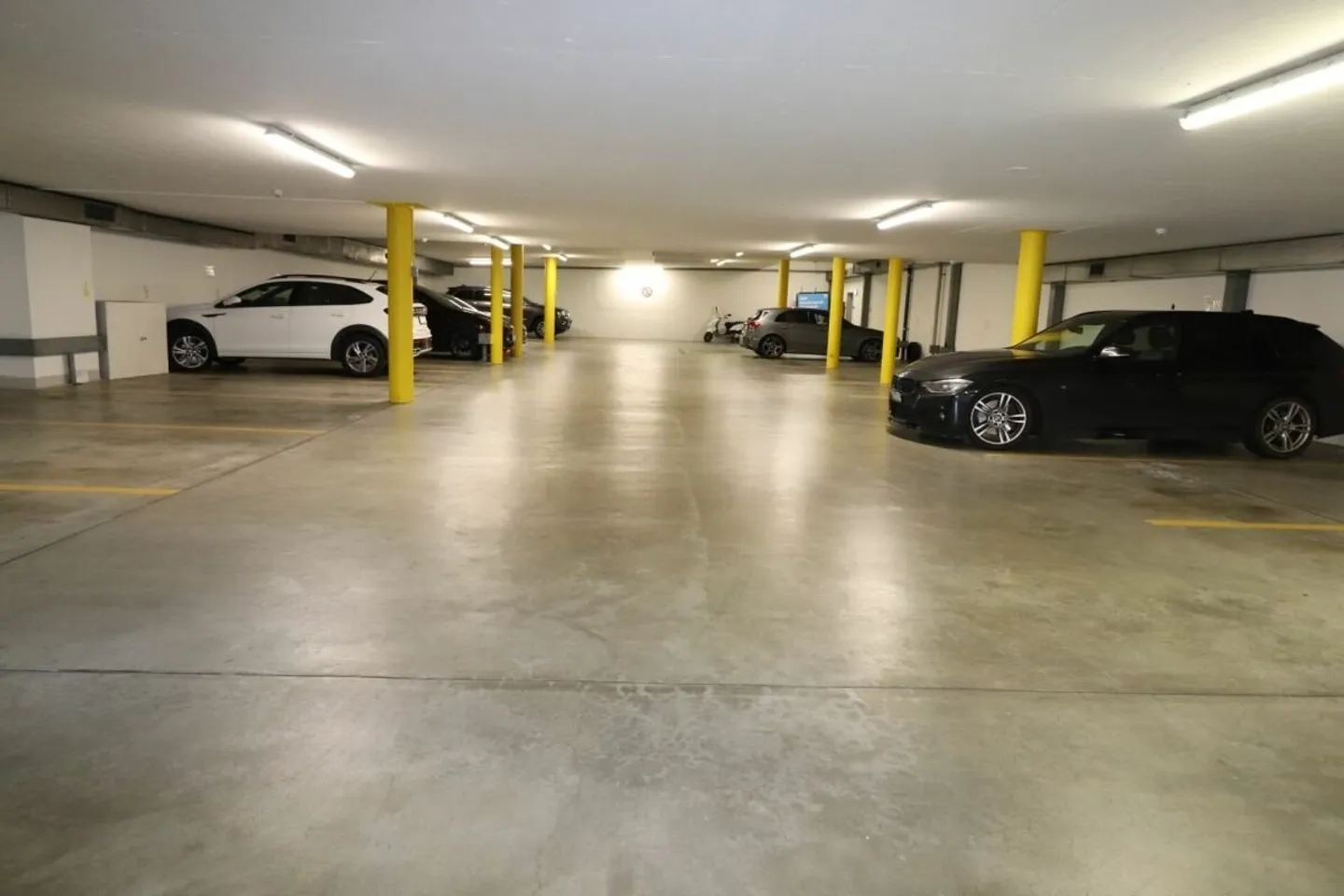 Aeschengraben 26, Bâle - Places de stationnement - Photo 2 sur 4