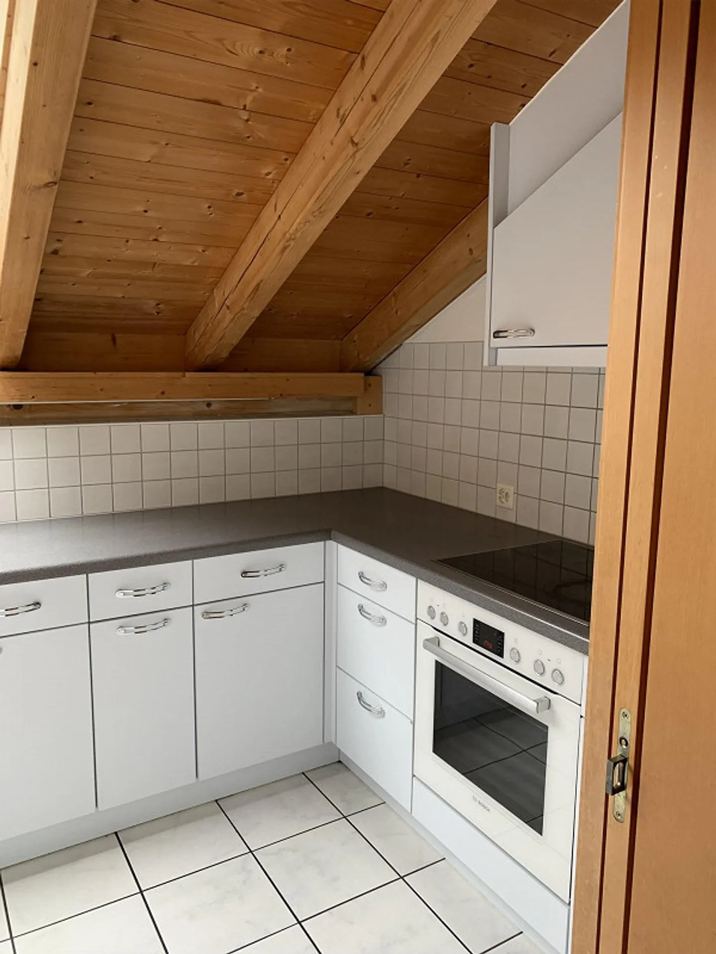 Familien-Wohnung an attraktivem Standort zu vermieten - Foto 4 von 20