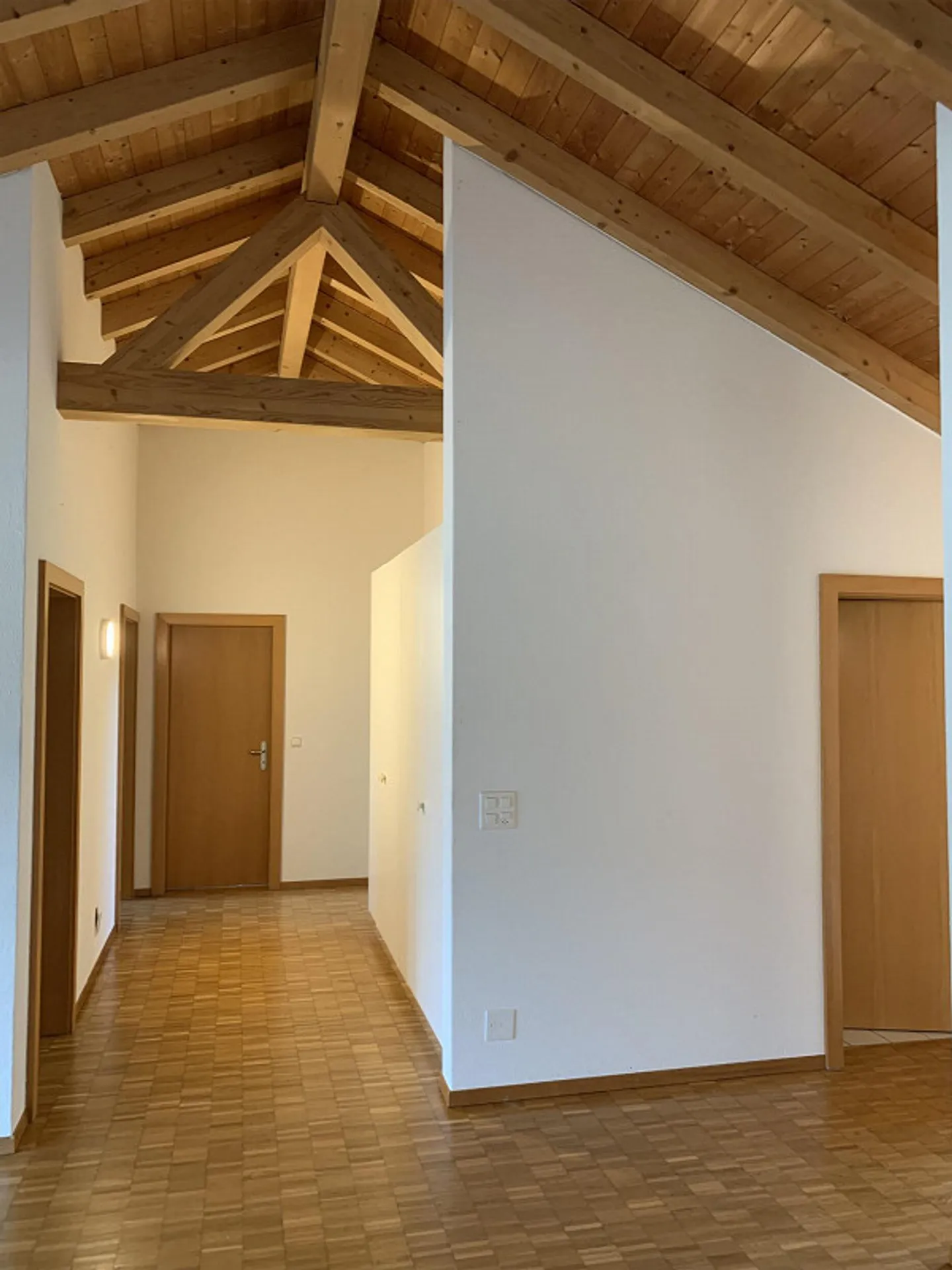 Familien-Wohnung an attraktivem Standort zu vermieten - Foto 9 von 20