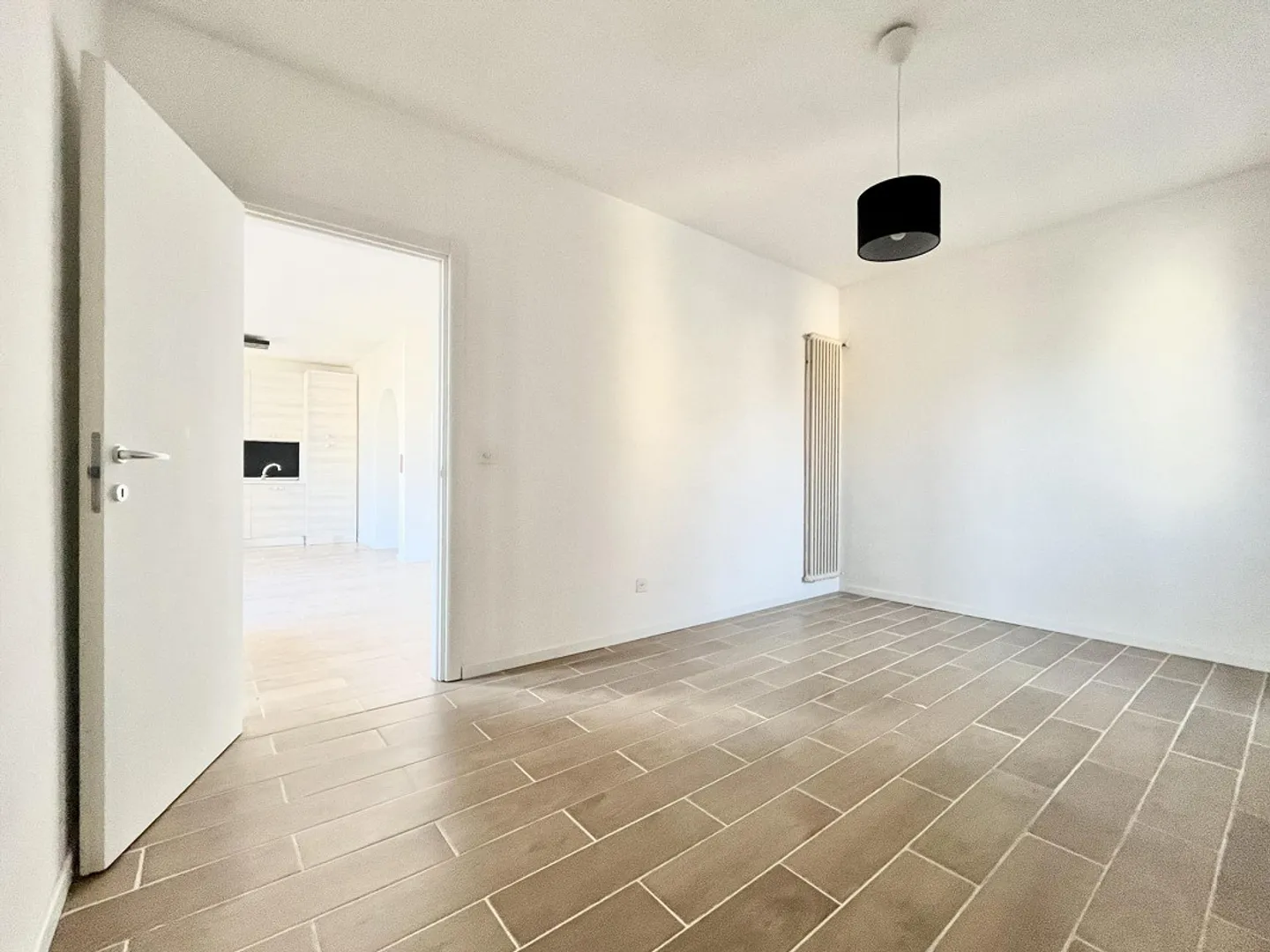 Helles 2.5-Zimmer-Wohnung mit Terrasse in Coldrerio - Foto 8 von 9