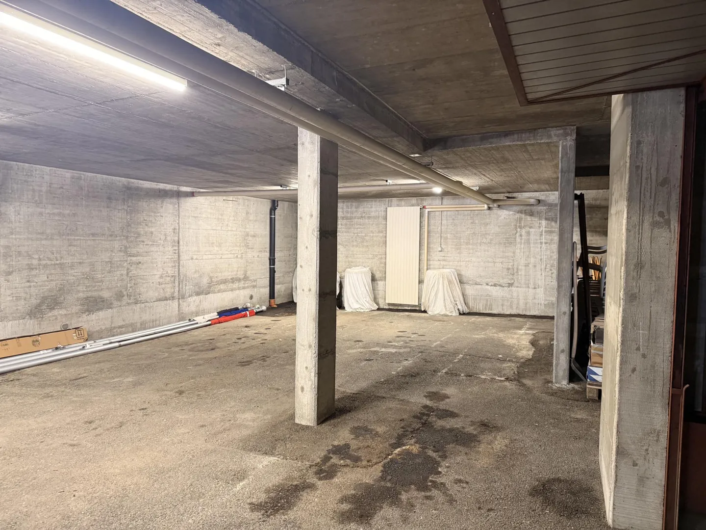 Covered parking space for sale - Photo 3 of 6