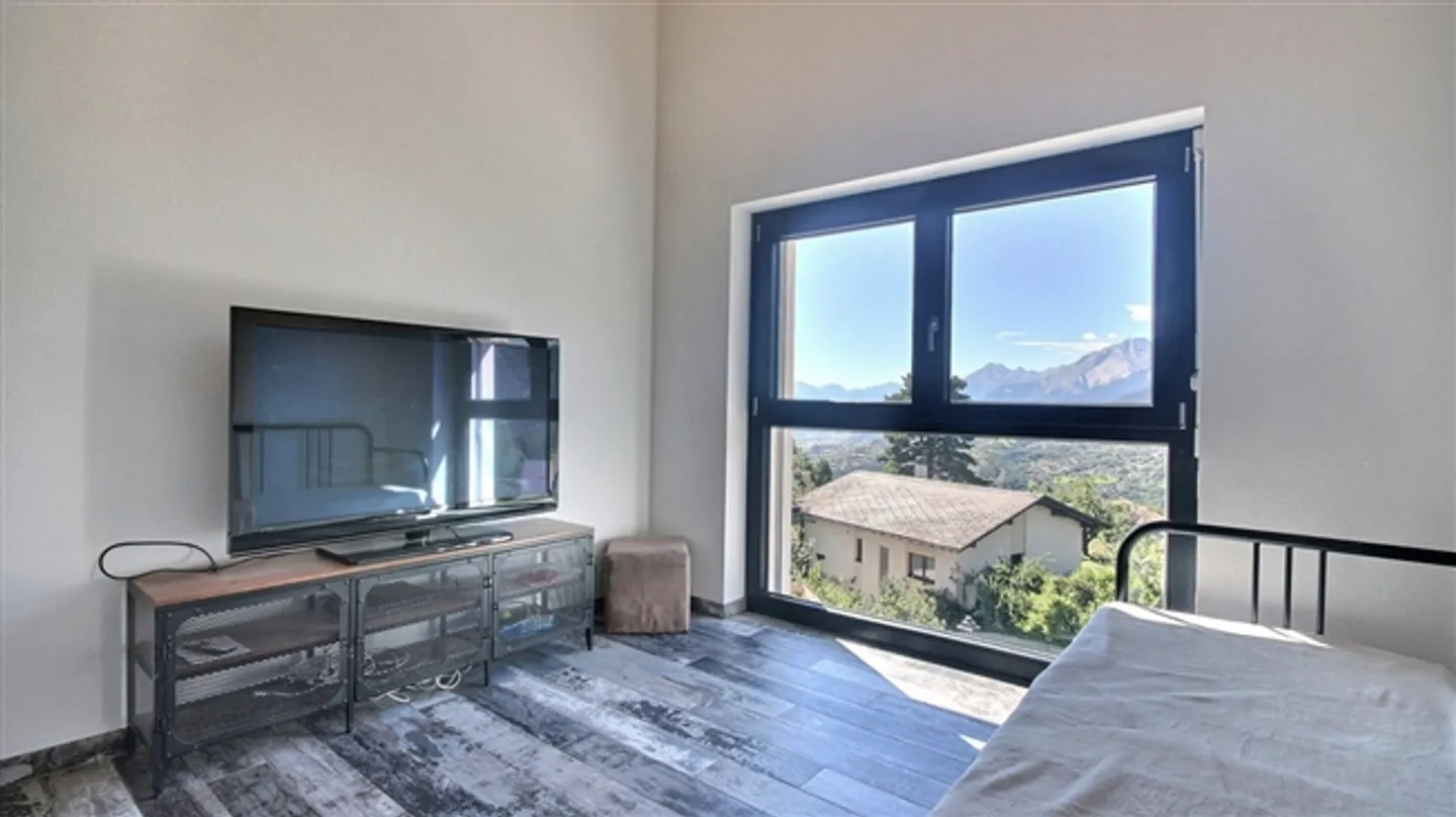 Außergewöhnliche Villa mit Seeblick - Foto 10 von 13