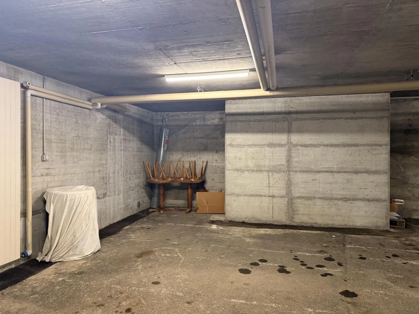 Covered parking space for sale - Photo 4 of 6