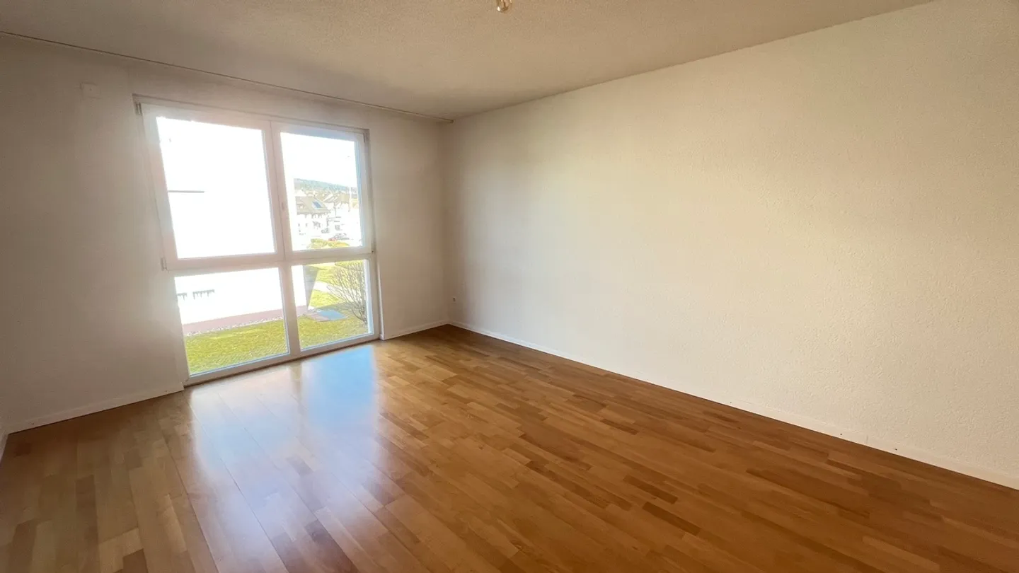 Modern - spacious - central! - Photo 16 of 17