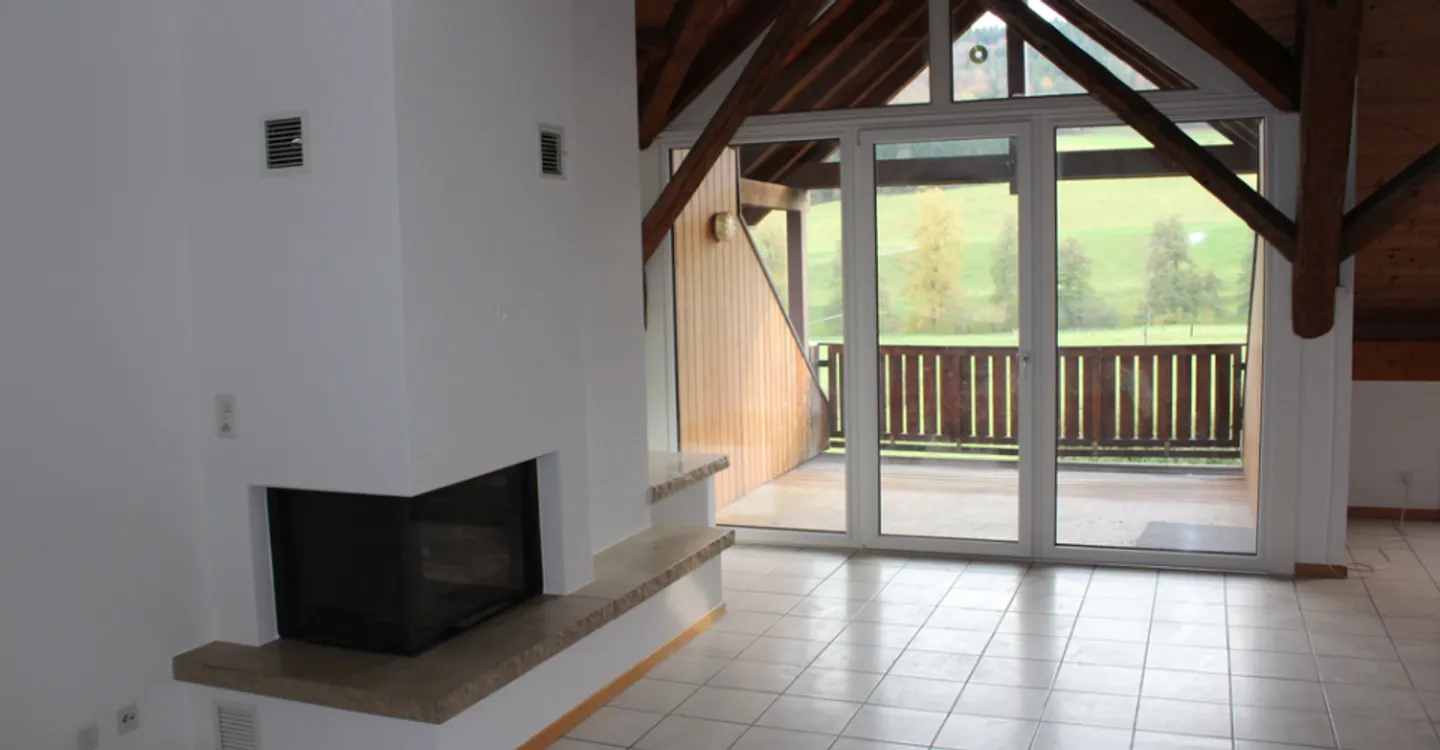Appartement Charmant avec Hauteur Sous Plafond - Photo 1 sur 8