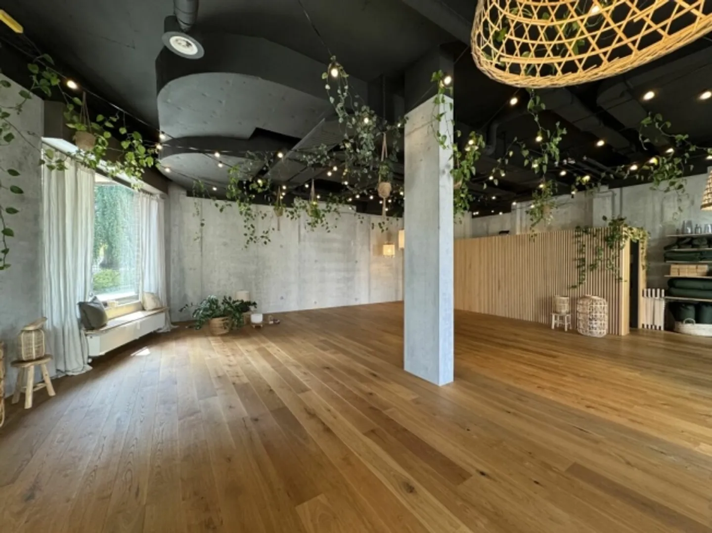 Aeschbachquartier - Espace commercial prêt à emménager avec aménagement de haute qualité - Photo 10 sur 10