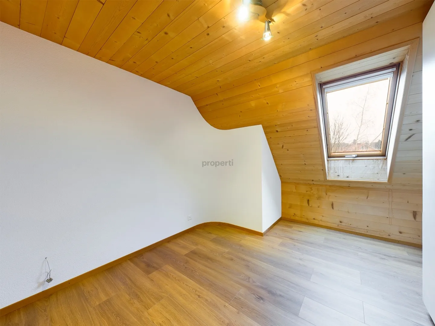 Cozy and Spacious - Photo 5 of 8