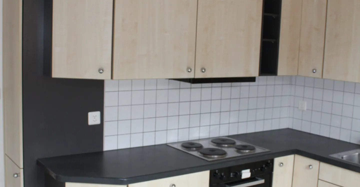 Appartement Charmant avec Hauteur Sous Plafond - Photo 4 sur 8