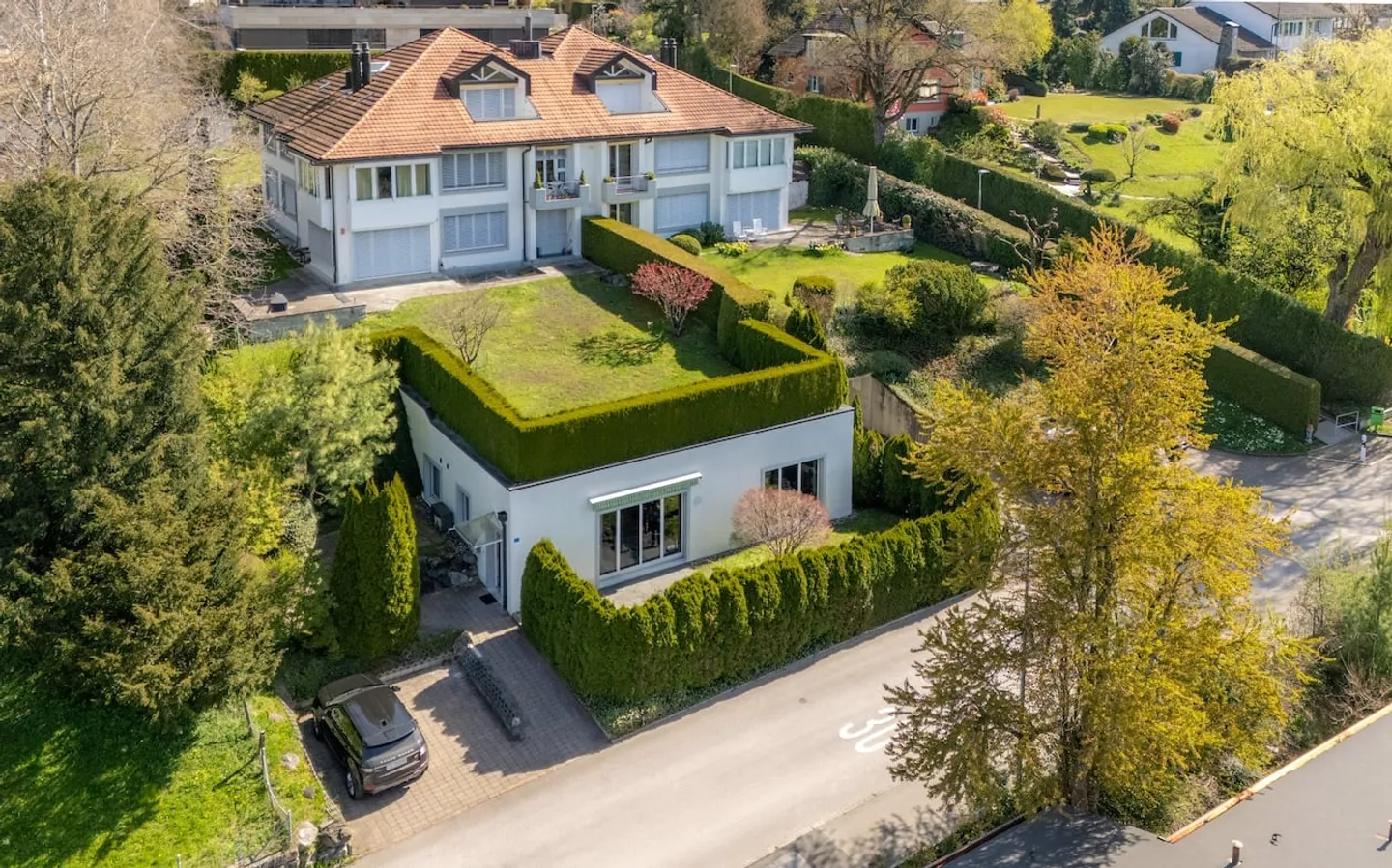 Appartamento con 3,5 stanze, giardino e 84 m² di locali accessori aggiuntivi – nella propria sezione della casa con privacy - Foto 8 di 9