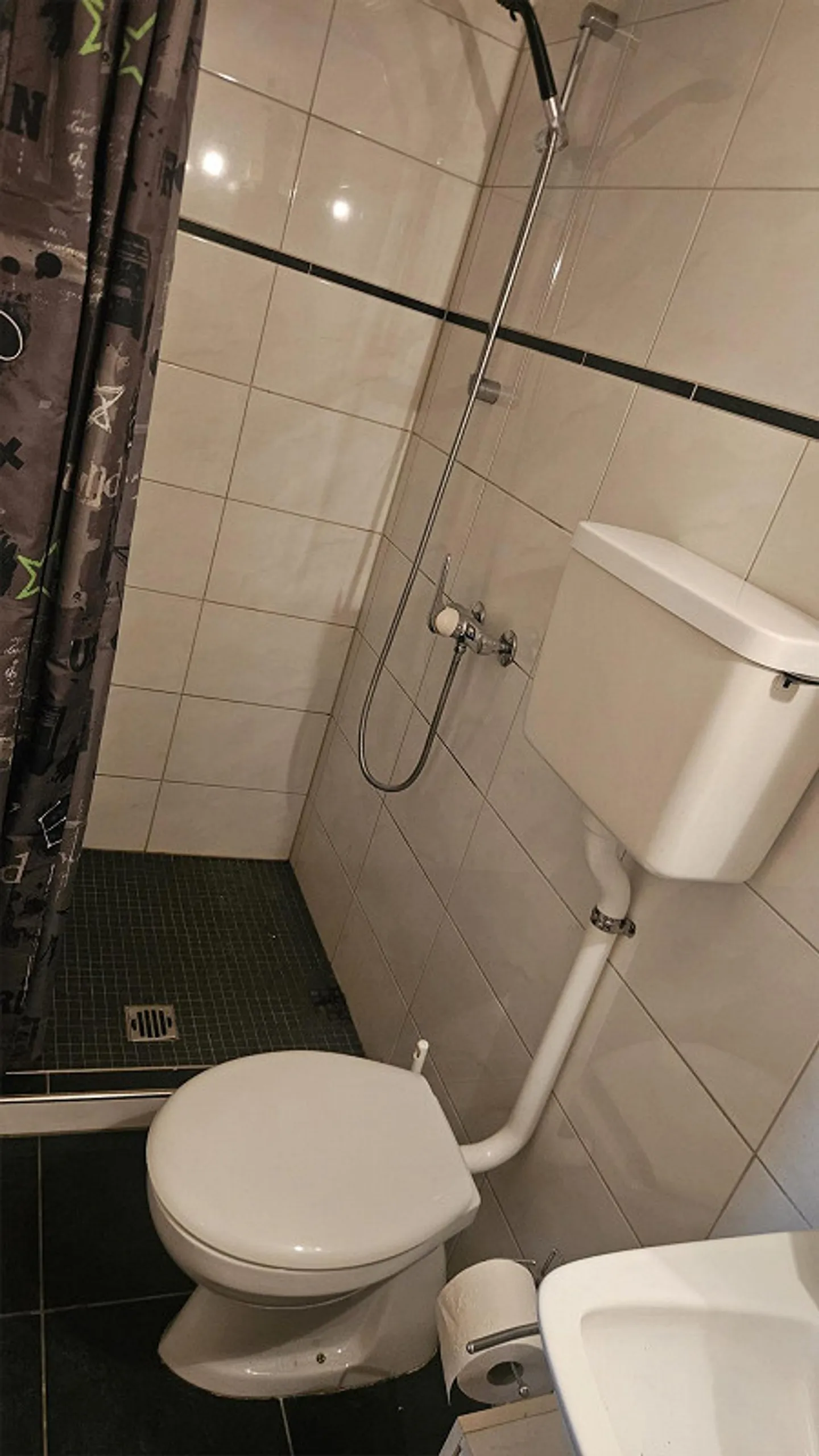 5 Zimmer Einfamilienhaus mit 4 Garagen am Fusse des Köbelisberg - Foto 13 von 23