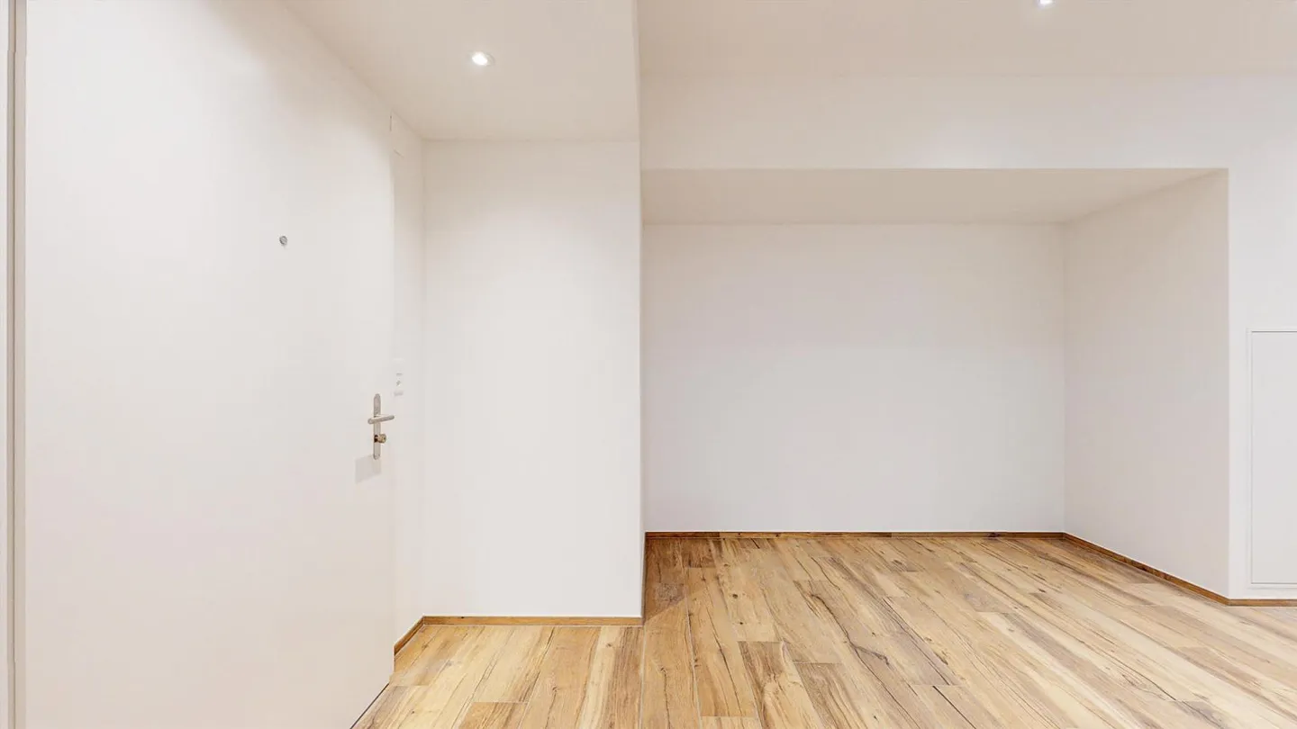 Modern & Central Living - Photo 5 of 10