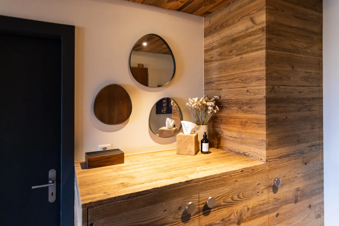 Sublime 3.5-room apartment completely renovated. - Photo 17 of 18