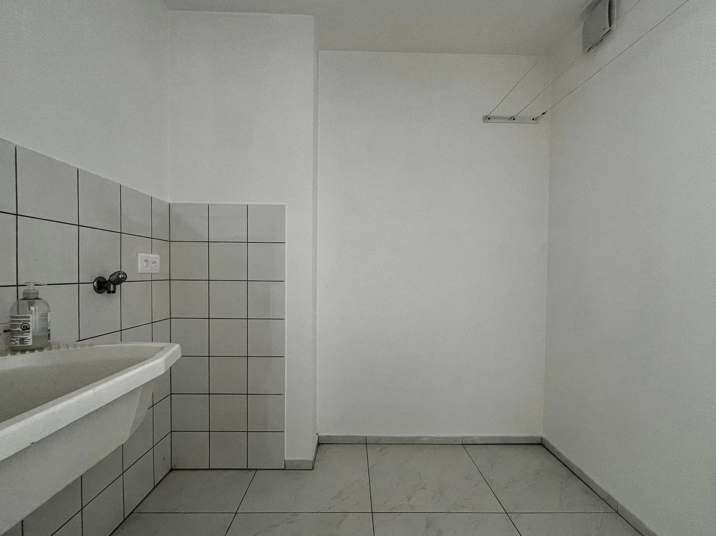 RIVERA - Appartamento 4,5 locali con terrazza in vetro in affitto - Foto 7 di 12