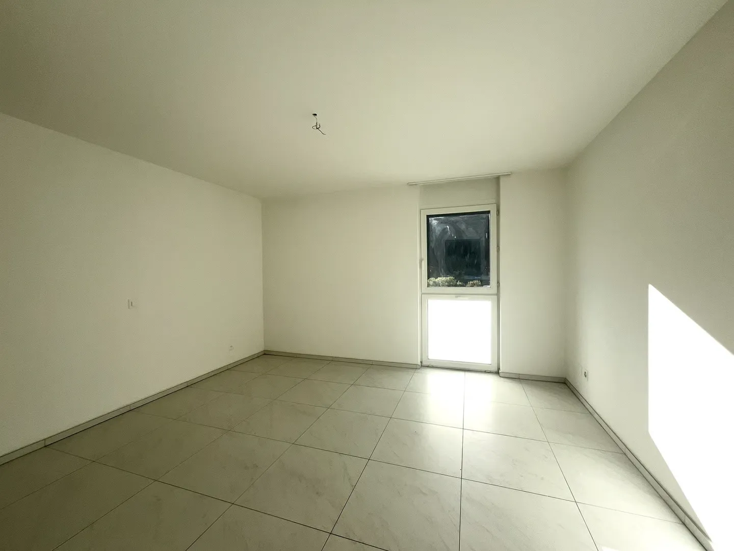 RIVERA - Appartamento 4,5 locali con terrazza in vetro in affitto - Foto 8 di 12