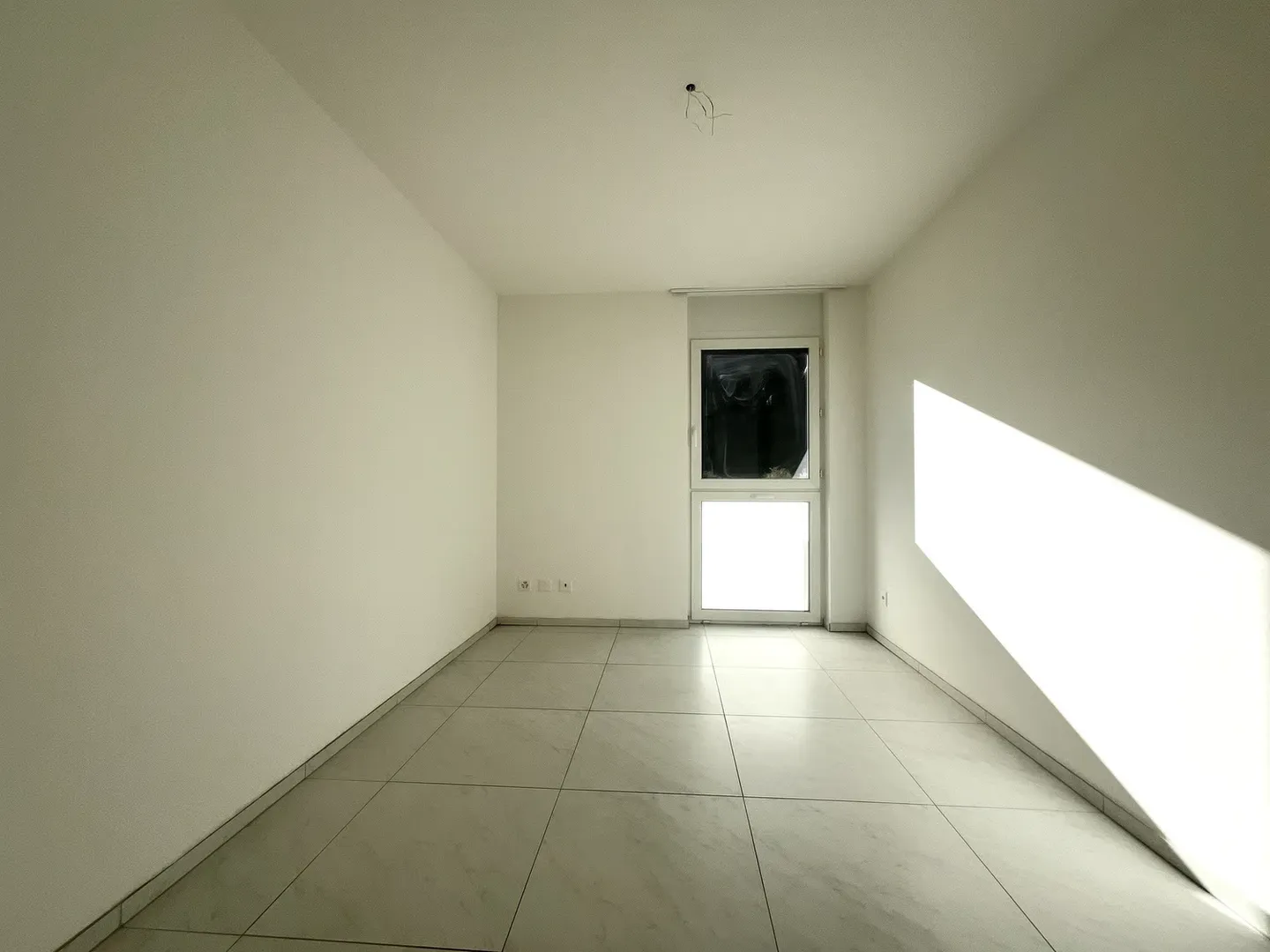 RIVERA - Appartamento 4,5 locali con terrazza in vetro in affitto - Foto 10 di 12