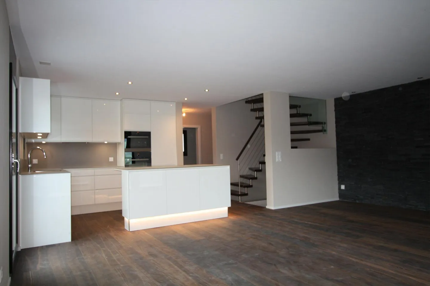 Maison individuelle dans un quartier résidentiel panoramique (pas de droit de construire) - Photo 14 sur 24