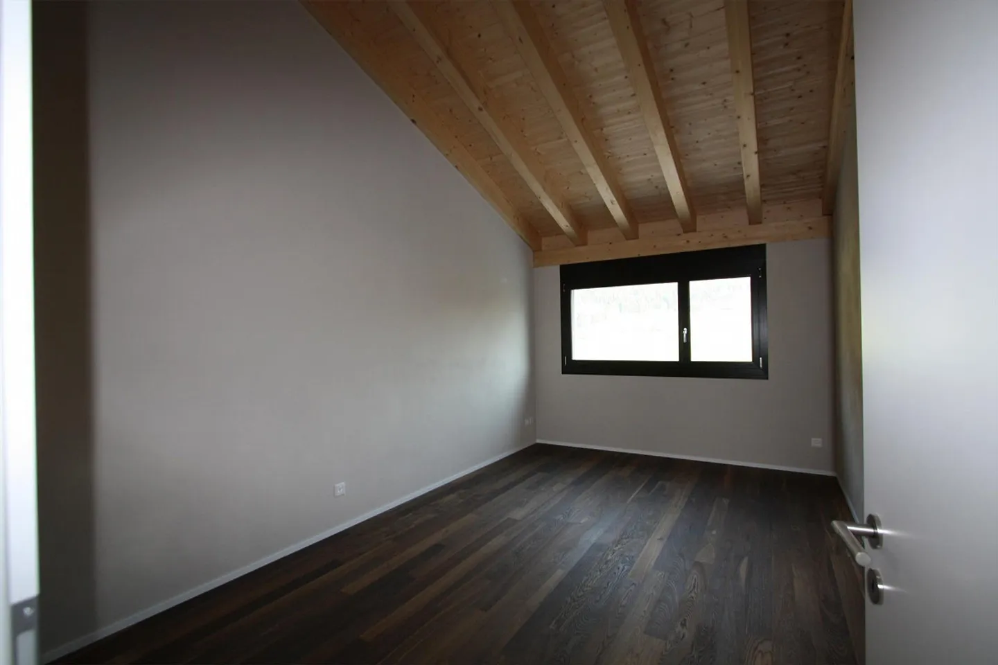 Maison individuelle dans un quartier résidentiel panoramique (pas de droit de construire) - Photo 23 sur 24