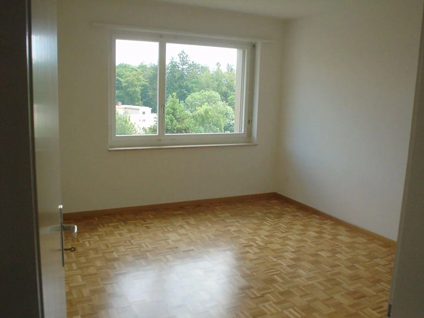 beautiful, bright 2.5 room apartment - Photo 9 of 9