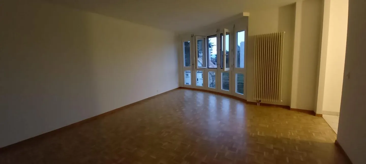 Apartment - Photo 6 of 6