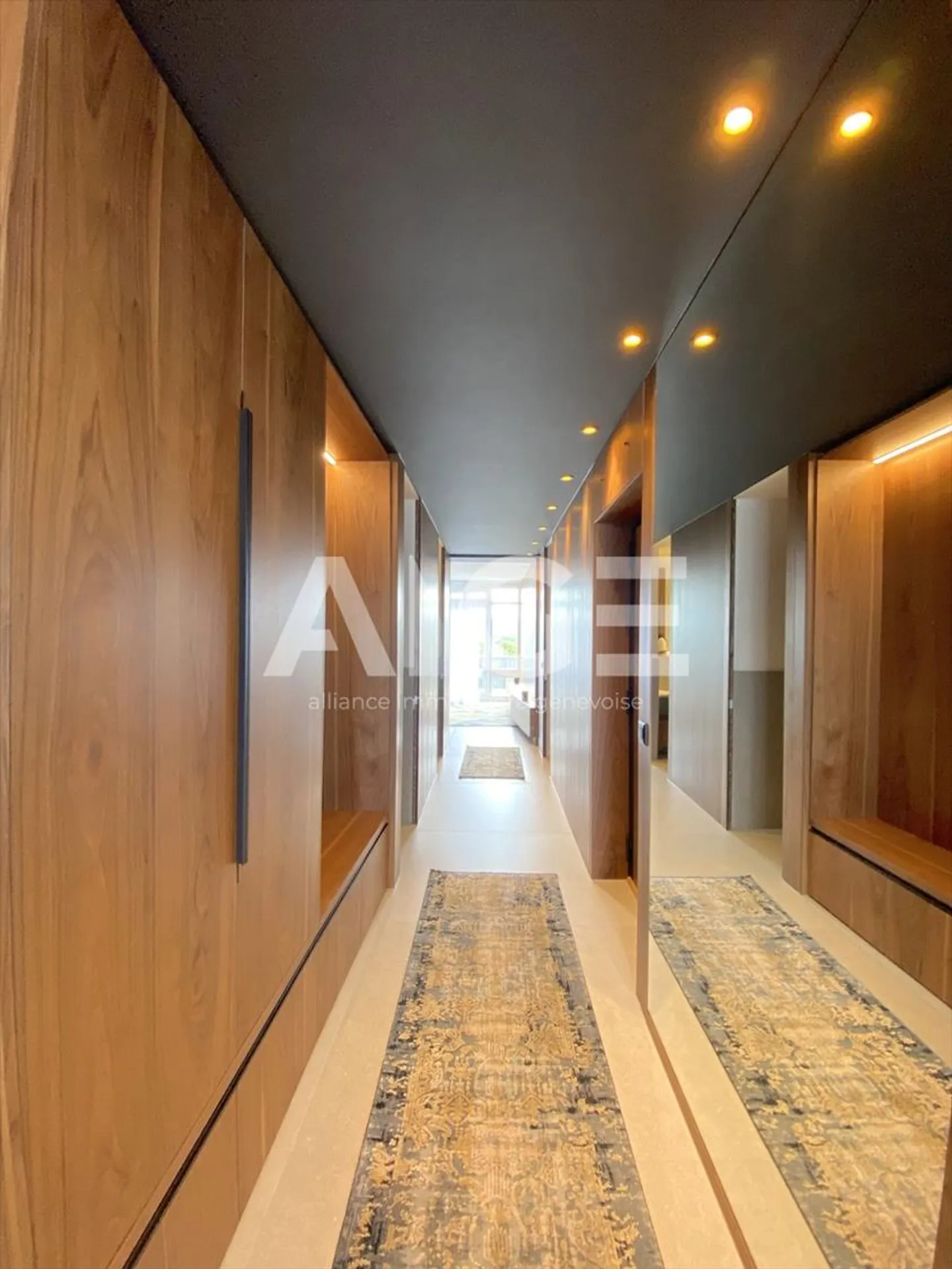 Appartement à vendre - Photo 3 sur 9