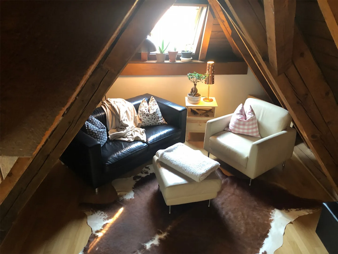 Moderne & hochwertige 2.5-Zimmer Altstadt-Wohnung auf 2 Etagen - Foto 7 von 12
