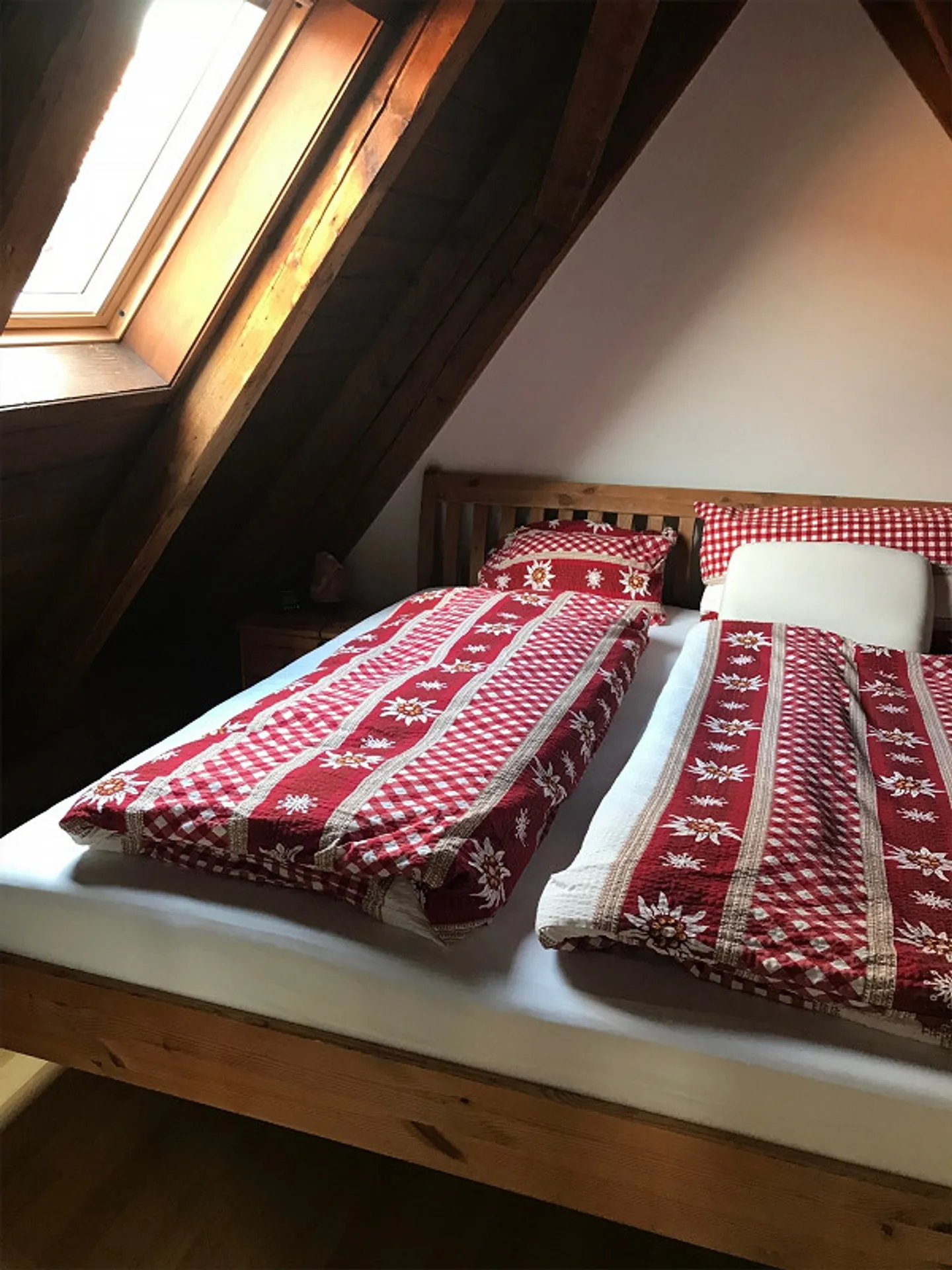 Moderne & hochwertige 2.5-Zimmer Altstadt-Wohnung auf 2 Etagen - Foto 9 von 12