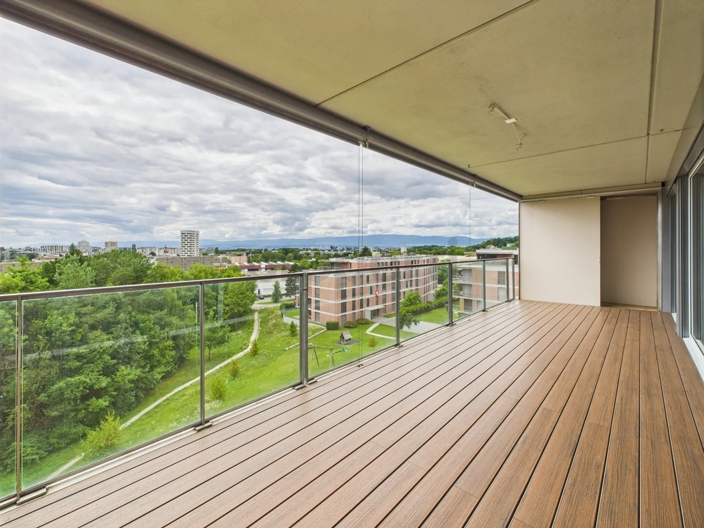 Attraktive 4,5-Zimmer-Wohnung in Le Mont-sur-Lausanne, VD - Foto 10 von 11