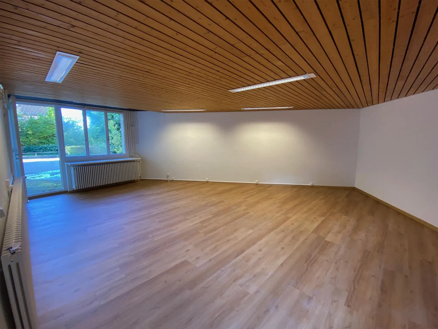 Büro, Atelier nähe Balgrist         (8 Minuten vom Stadelhofen mit ÖV) - Foto 1 von 6