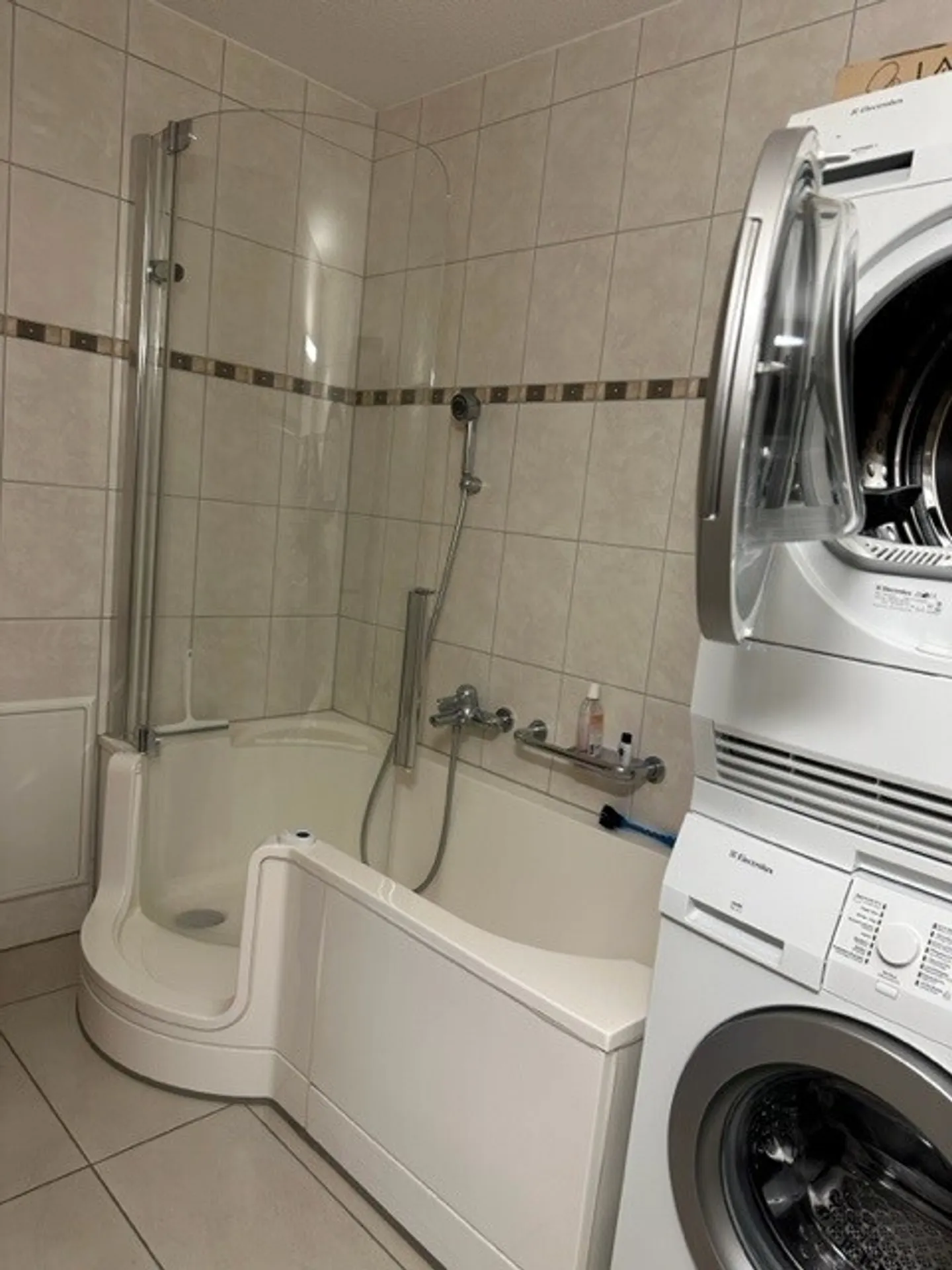 Wohnung mieten - Foto 8 von 10