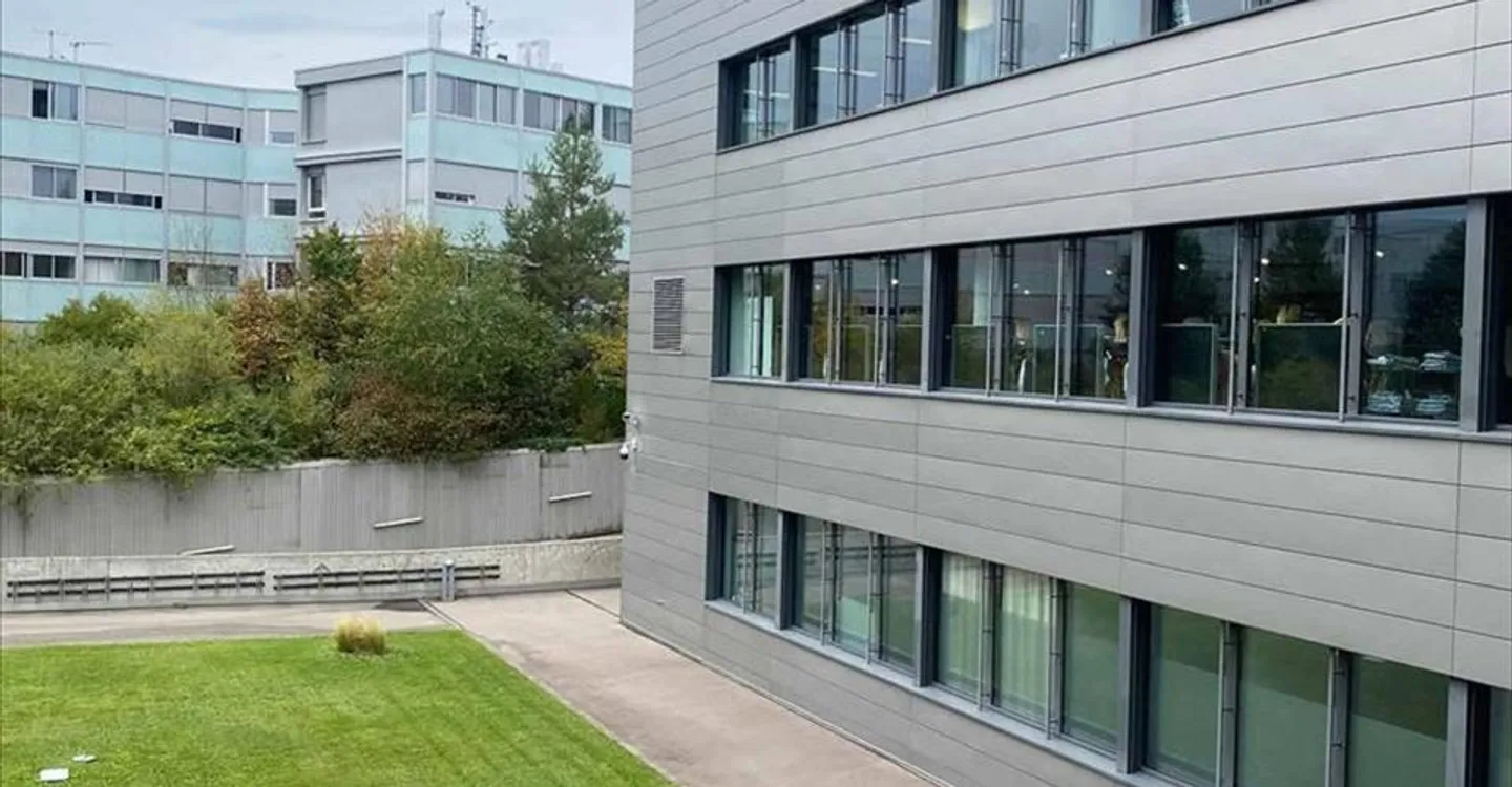 Spazio ufficio in affitto - Foto 6 di 8