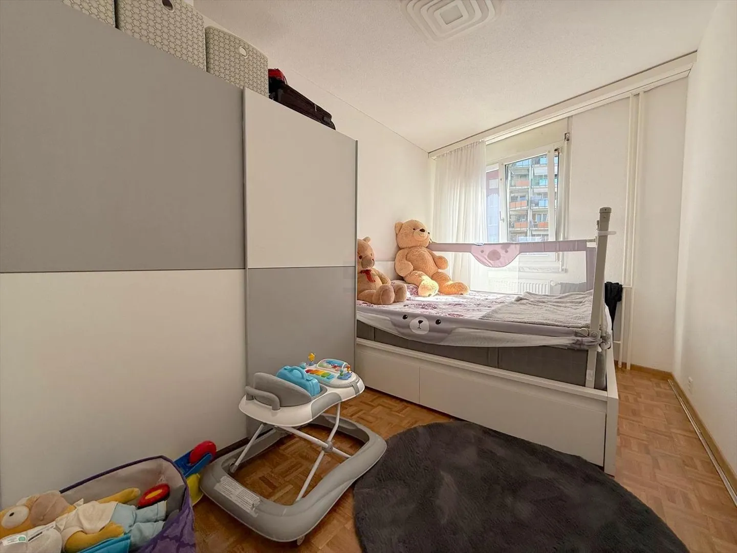 Magnifico appartamento di 6,5 stanze completamente ristrutturato - Foto 9 di 13