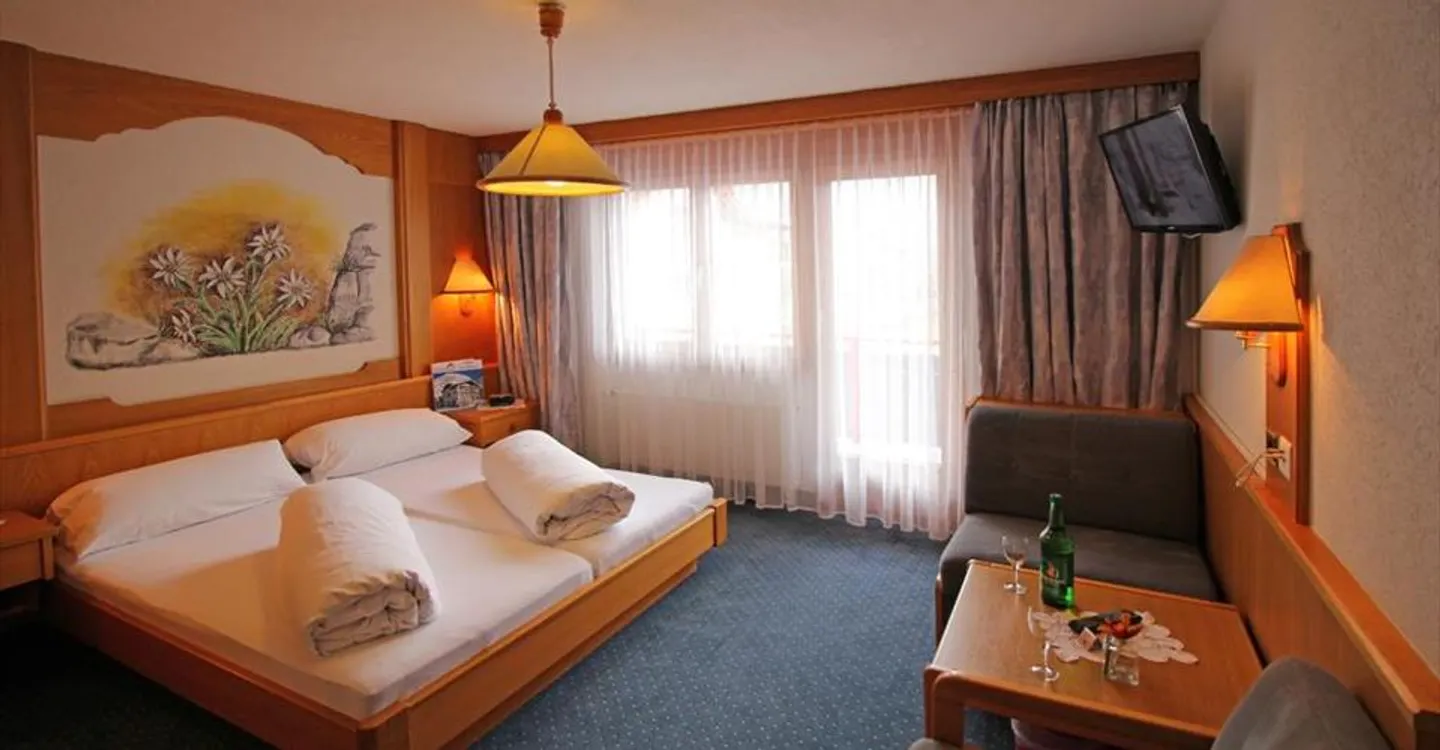 Charmantes Hotel im Saastal - Foto 2 von 12