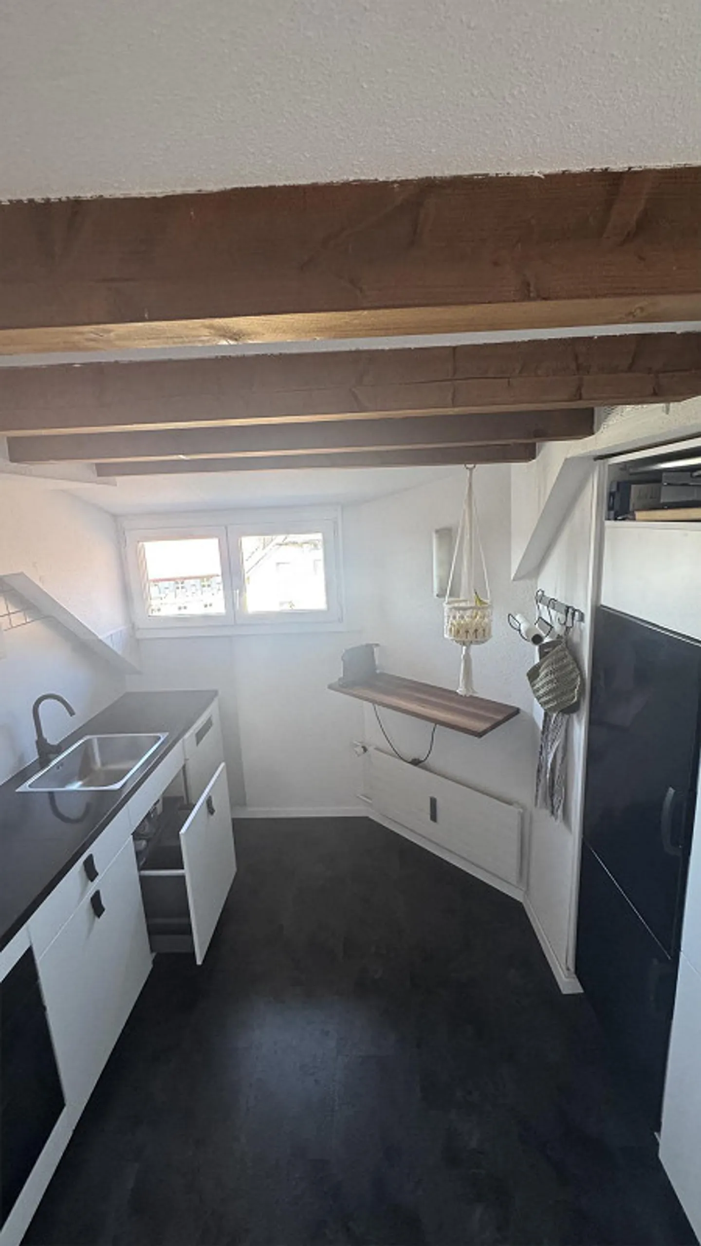 Spacious 4.5 Room Attic Apartment with two balconies in Steinach - Photo 1 of 9