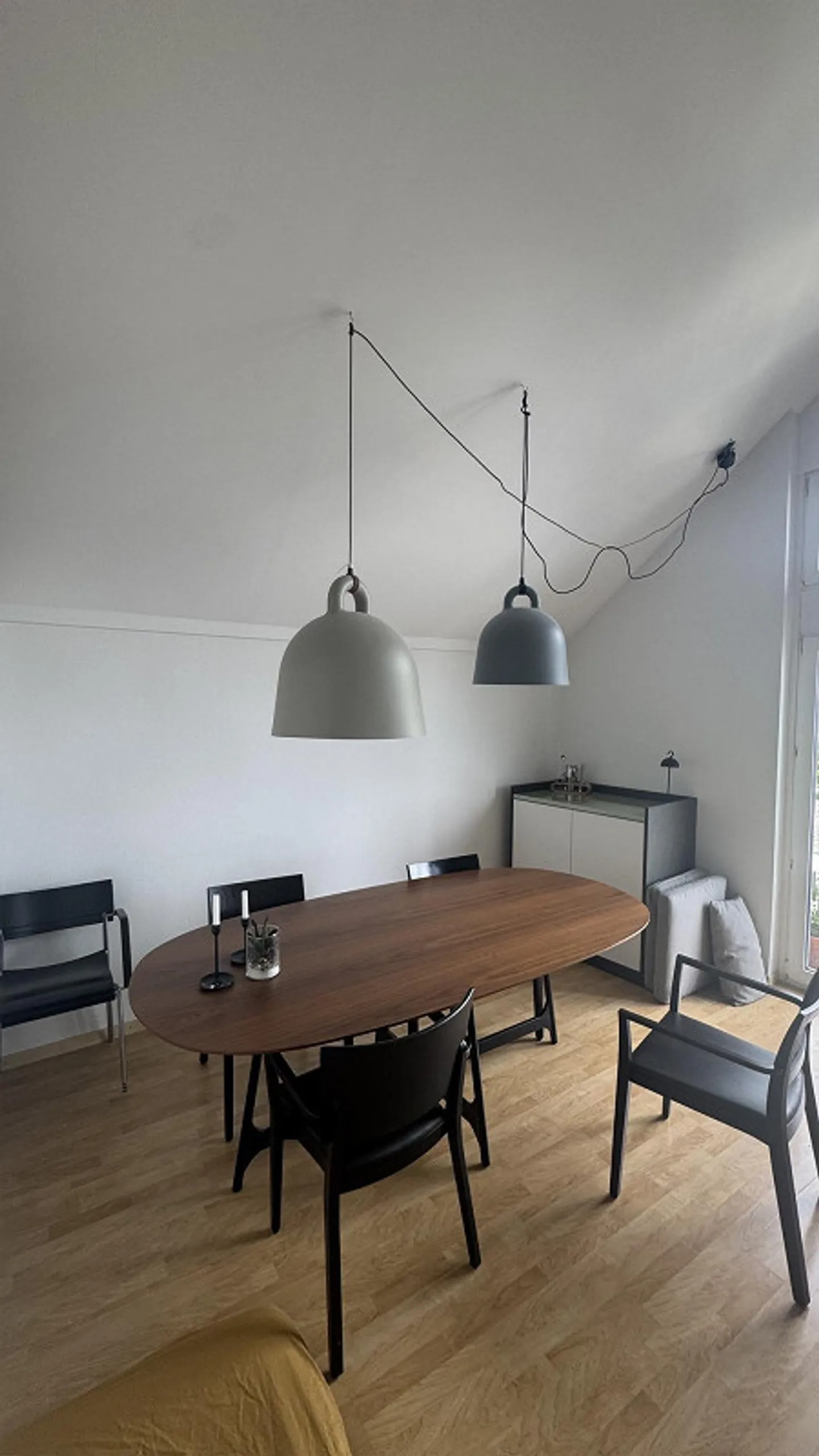 Spacious 4.5 Room Attic Apartment with two balconies in Steinach - Photo 3 of 9