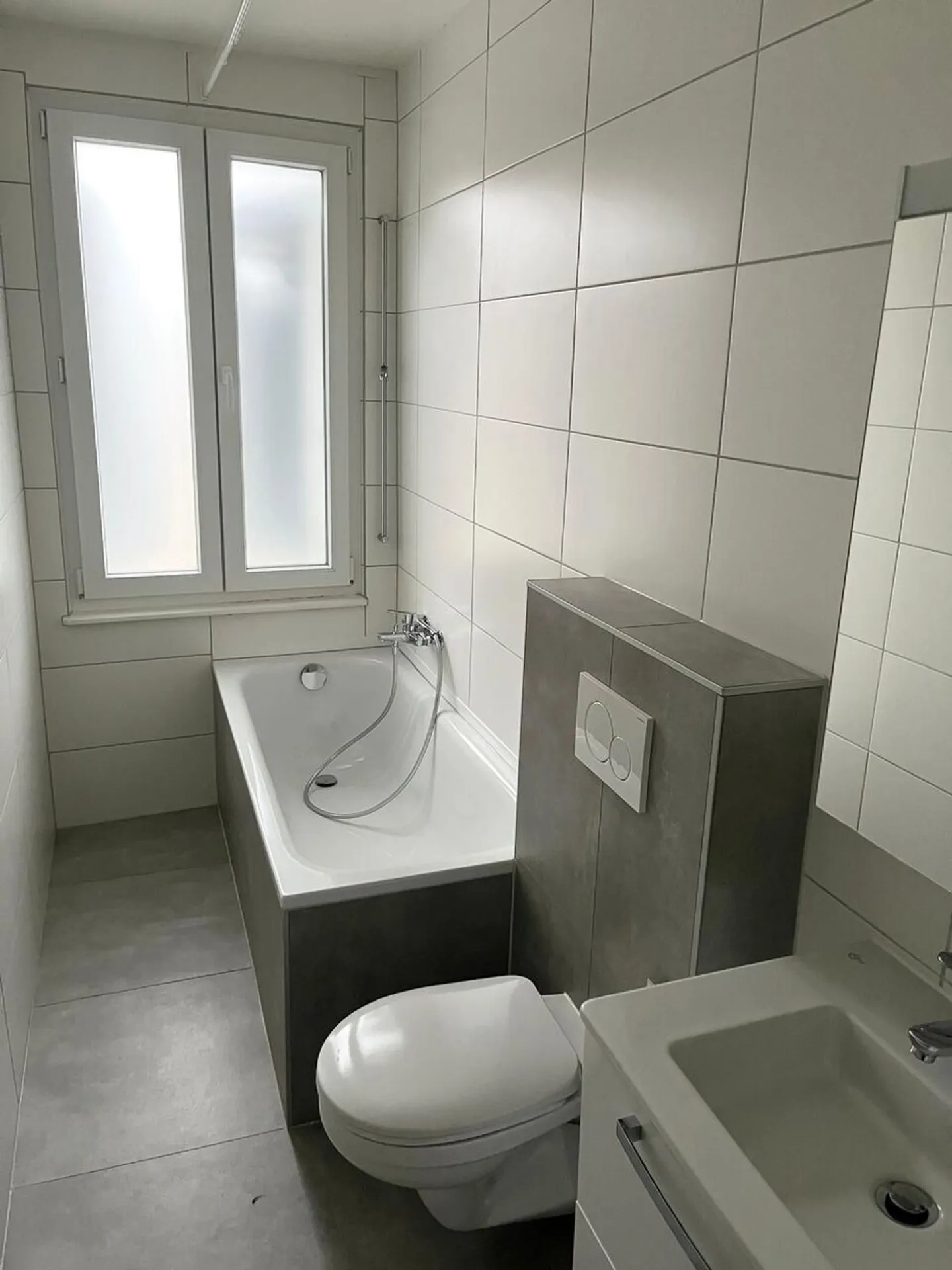 Rare object - Charming triplex 4.5 rooms in the heart of the old village of Collombey - Photo 4 of 10