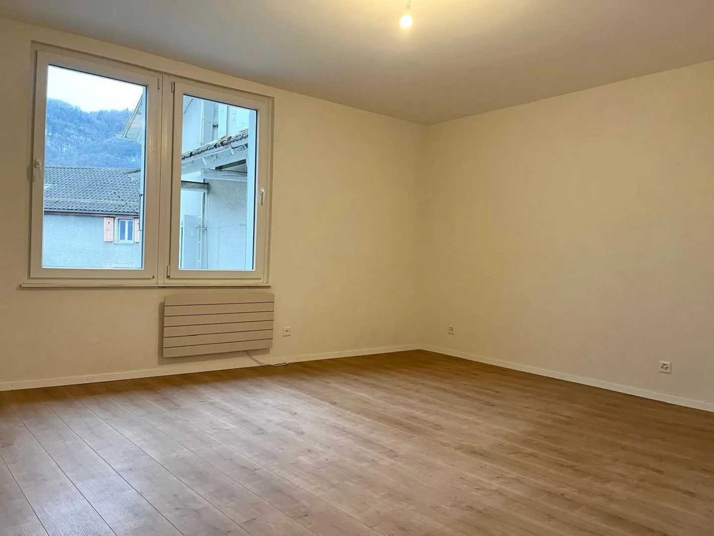 Rare object - Charming triplex 4.5 rooms in the heart of the old village of Collombey - Photo 6 of 10