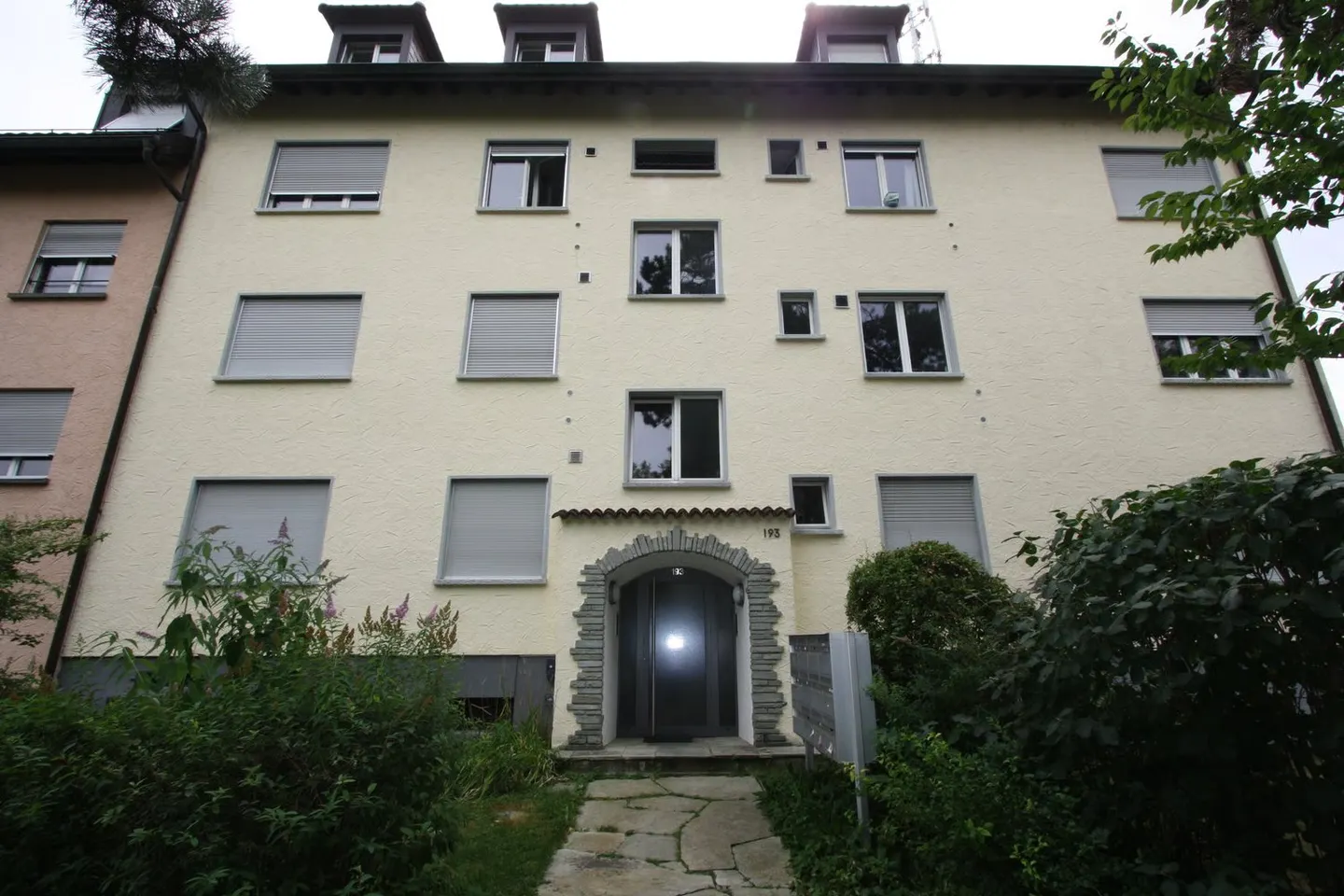 Incantevole appartamento mansardato con 2 camere a Bern-Wabern - Foto 13 di 14
