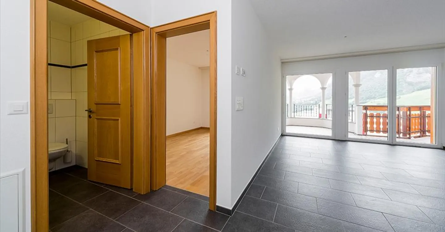 2.5 room apartment - Photo 1 of 11