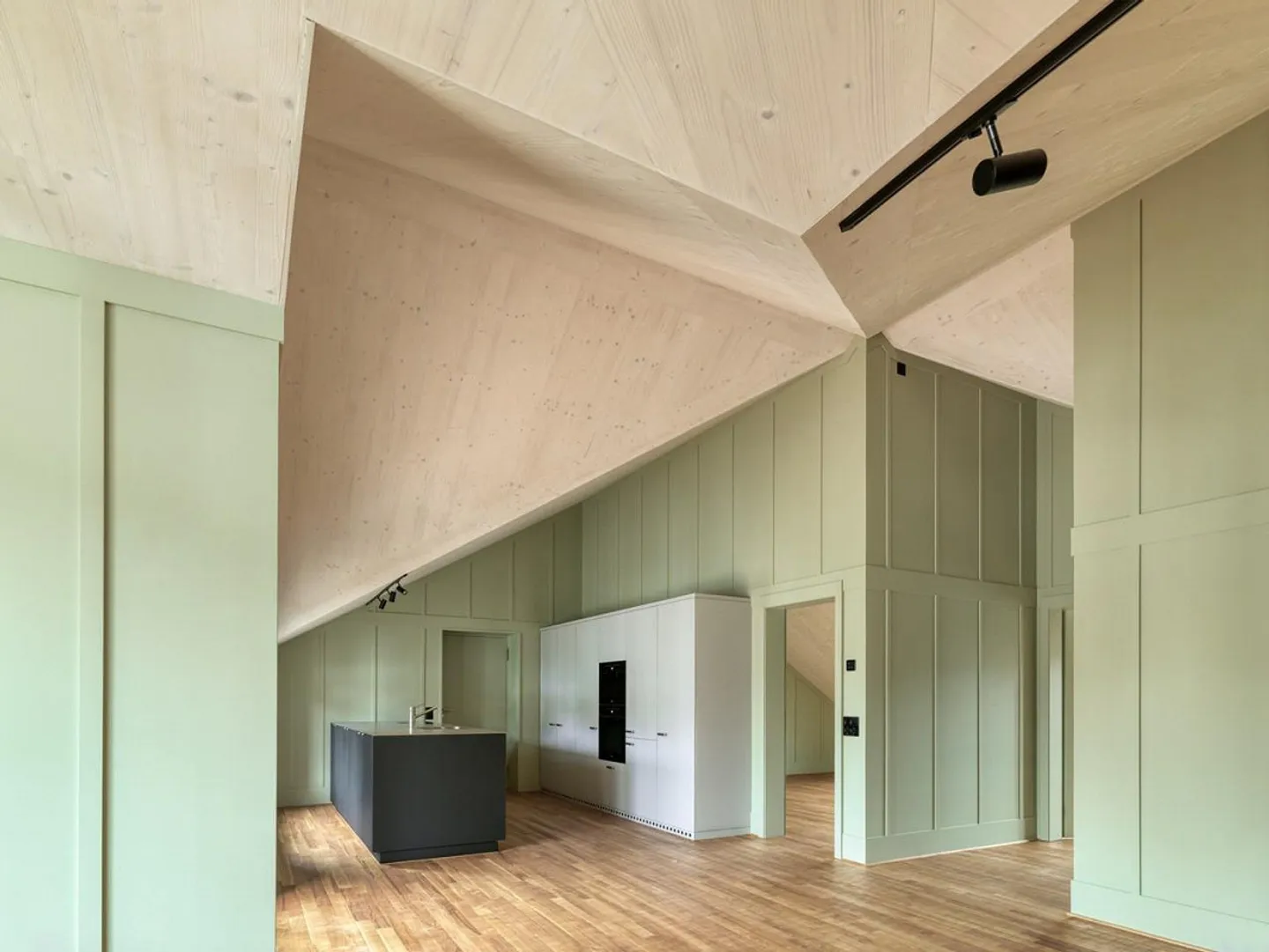 Appartamento di 3.5 locali, ultimo piano, finiture di alto livello - Foto 6 di 14
