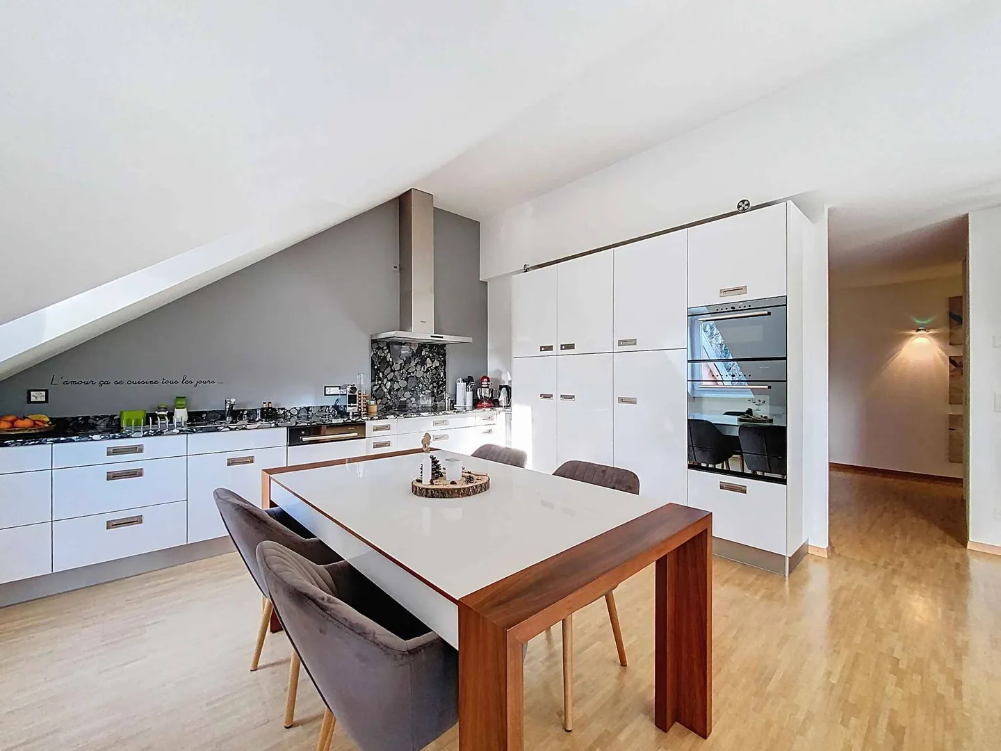 Magnificent penthouse duplex with attic - Photo 2 of 9