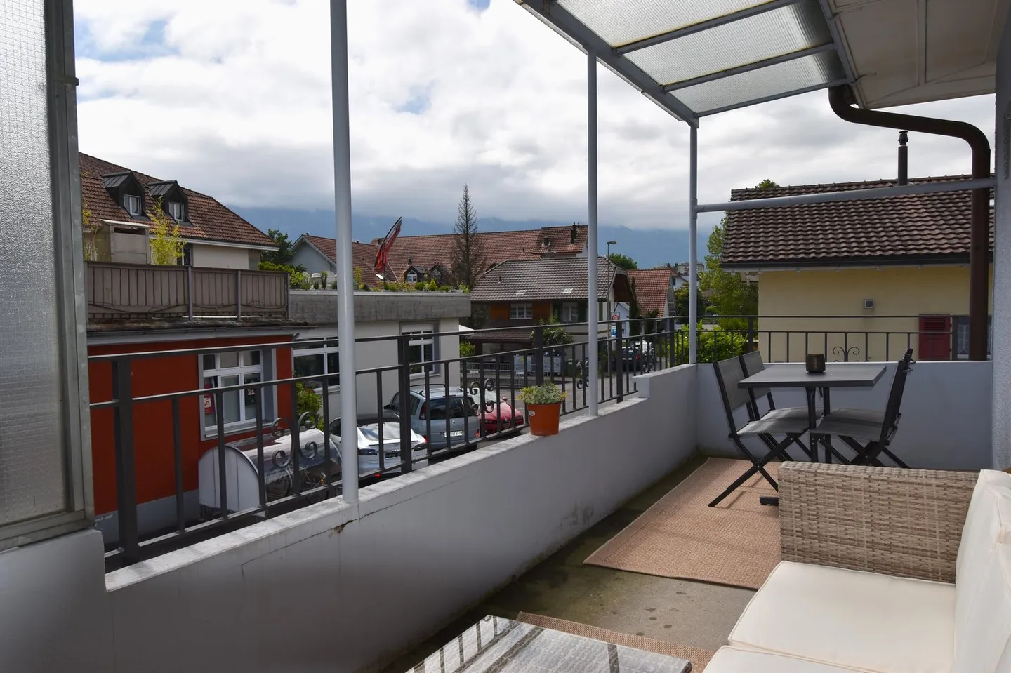 Edificio residenziale e commerciale ad alto rendimento a Thun - Posizione centrale con potenziale Airbnb - Foto 14 di 29