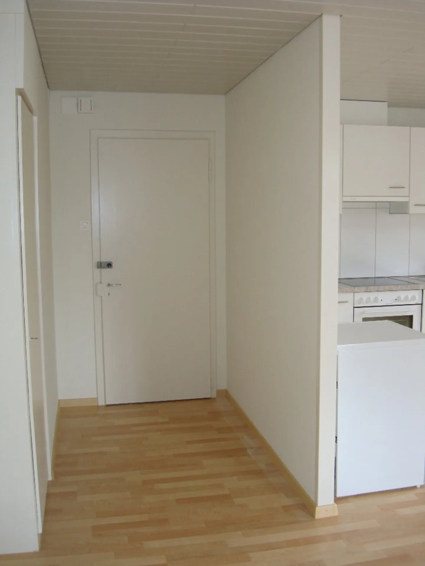 Edificio residenziale e commerciale ad alto rendimento a Thun - Posizione centrale con potenziale Airbnb - Foto 10 di 29