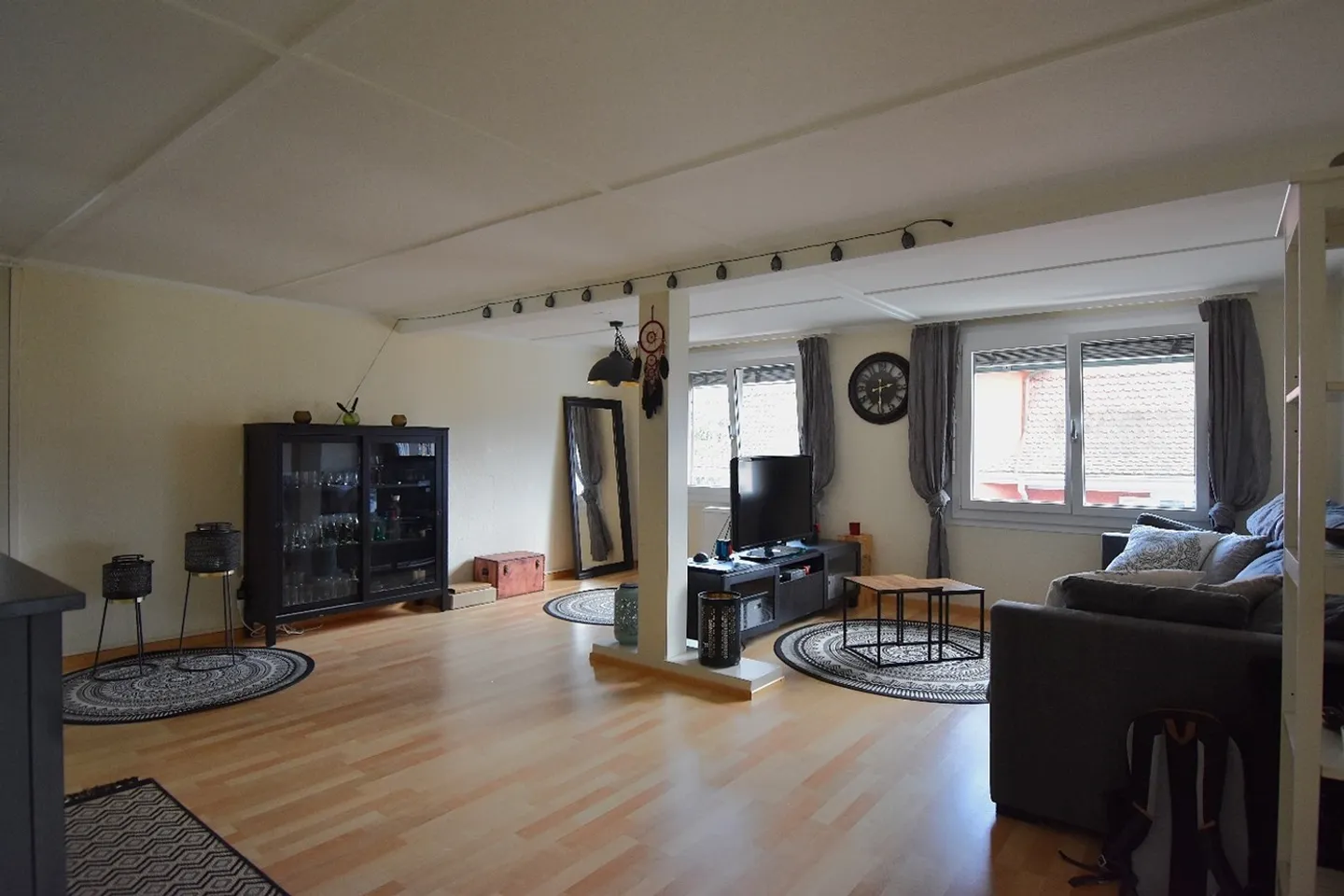 Edificio residenziale e commerciale ad alto rendimento a Thun - Posizione centrale con potenziale Airbnb - Foto 18 di 29