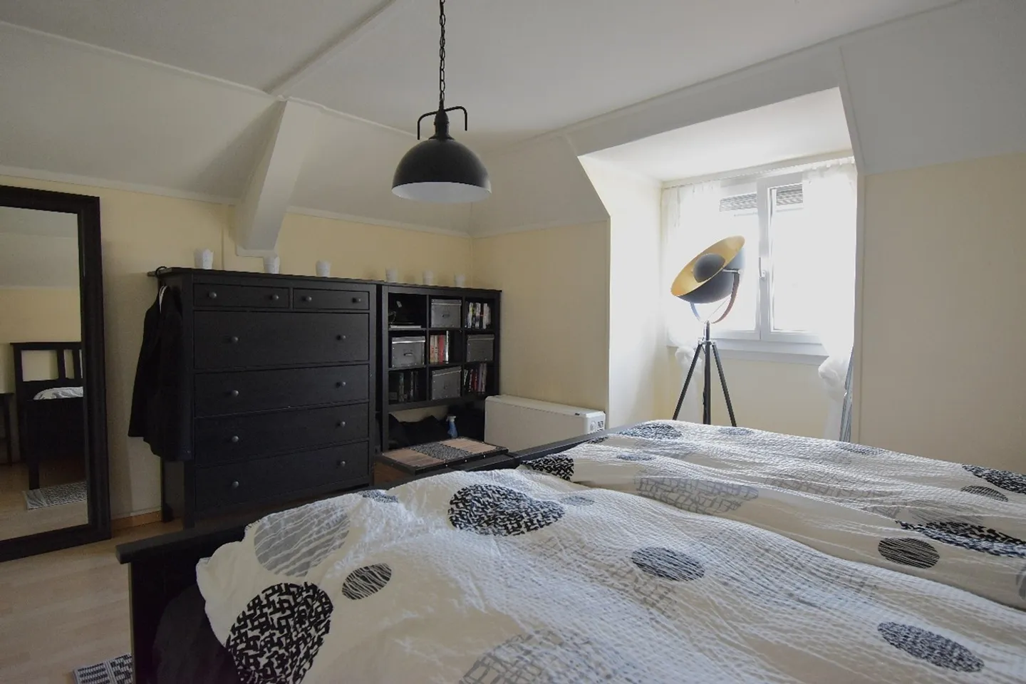 Edificio residenziale e commerciale ad alto rendimento a Thun - Posizione centrale con potenziale Airbnb - Foto 21 di 29