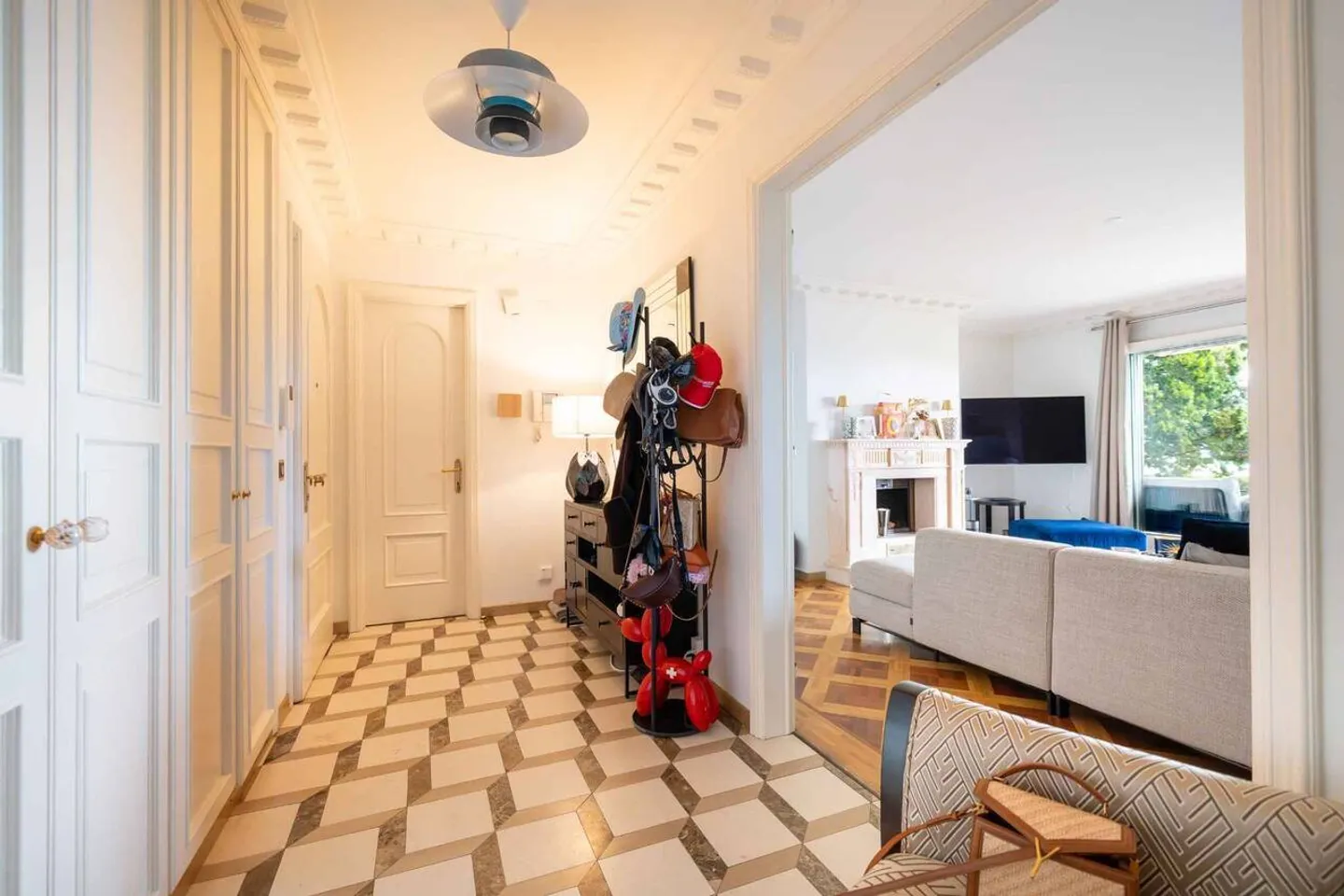 Magnifico appartamento di 4,5 stanze con giardino - Foto 2 di 12