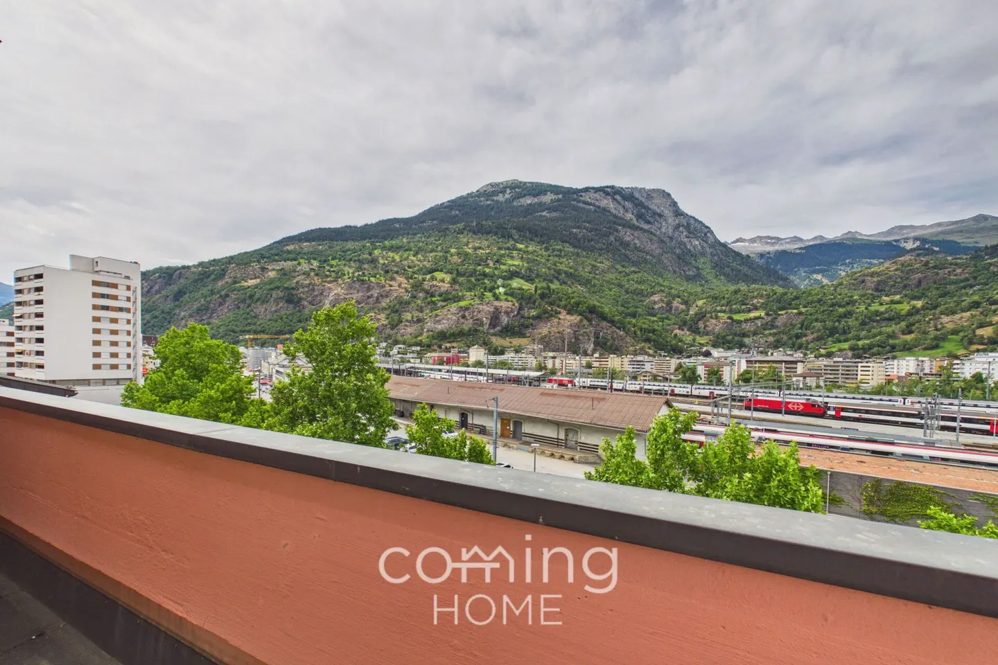 Living Above the Rooftops of Brig - 5.5-Room Penthouse with Panoramic Terrace & Sauna - Photo 7 of 11
