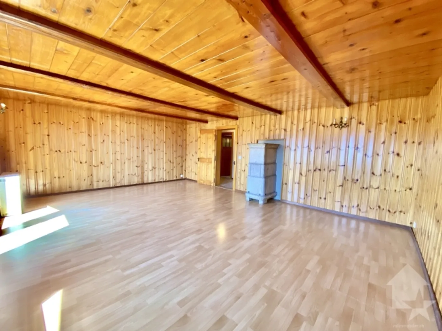 «Warme Wohnung mit 4,5 Zimmern in einer ruhigen Gegend zum Renovieren» - Foto 1 von 13