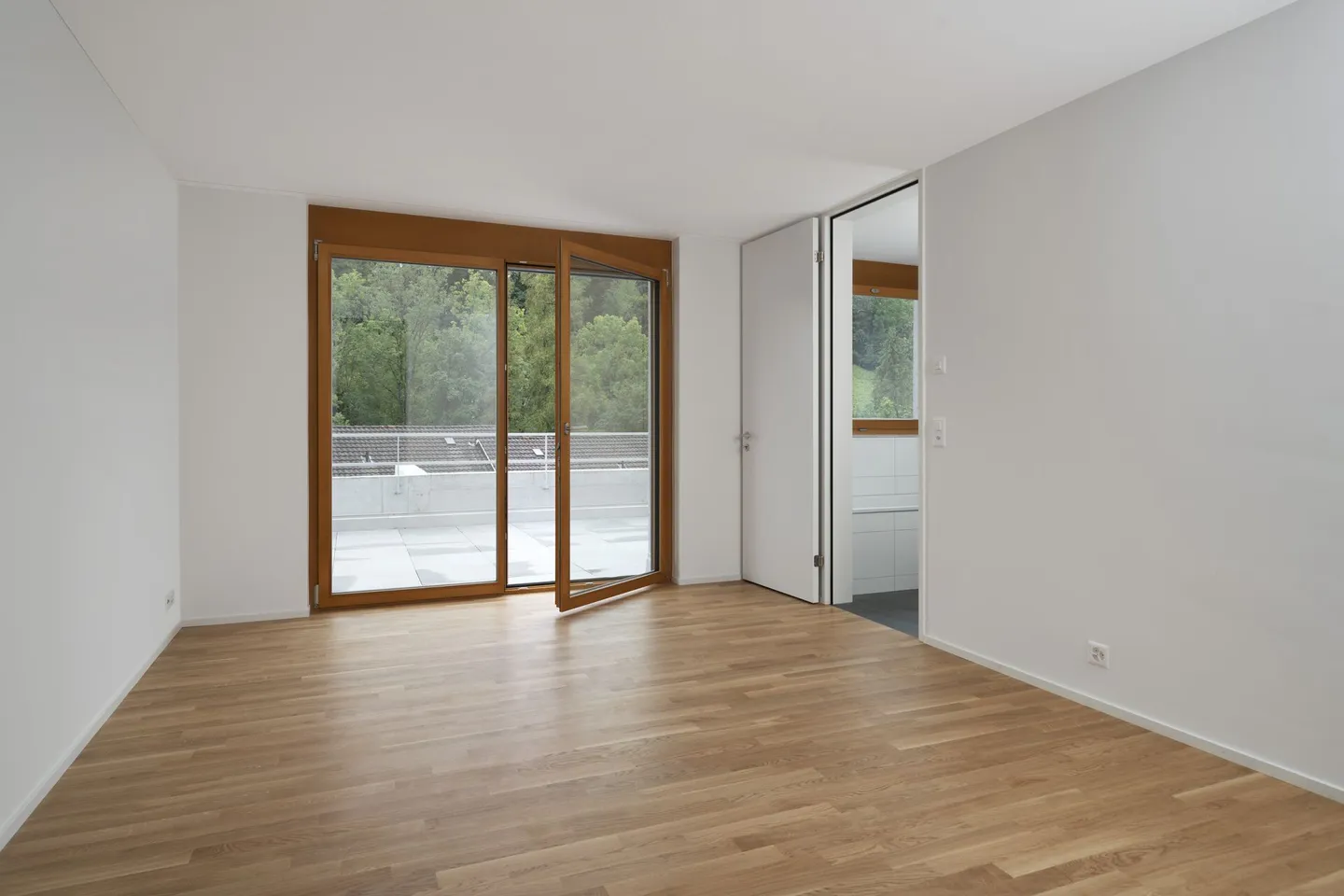 High-quality penthouse apartment with spacious terrace - Photo 7 of 14