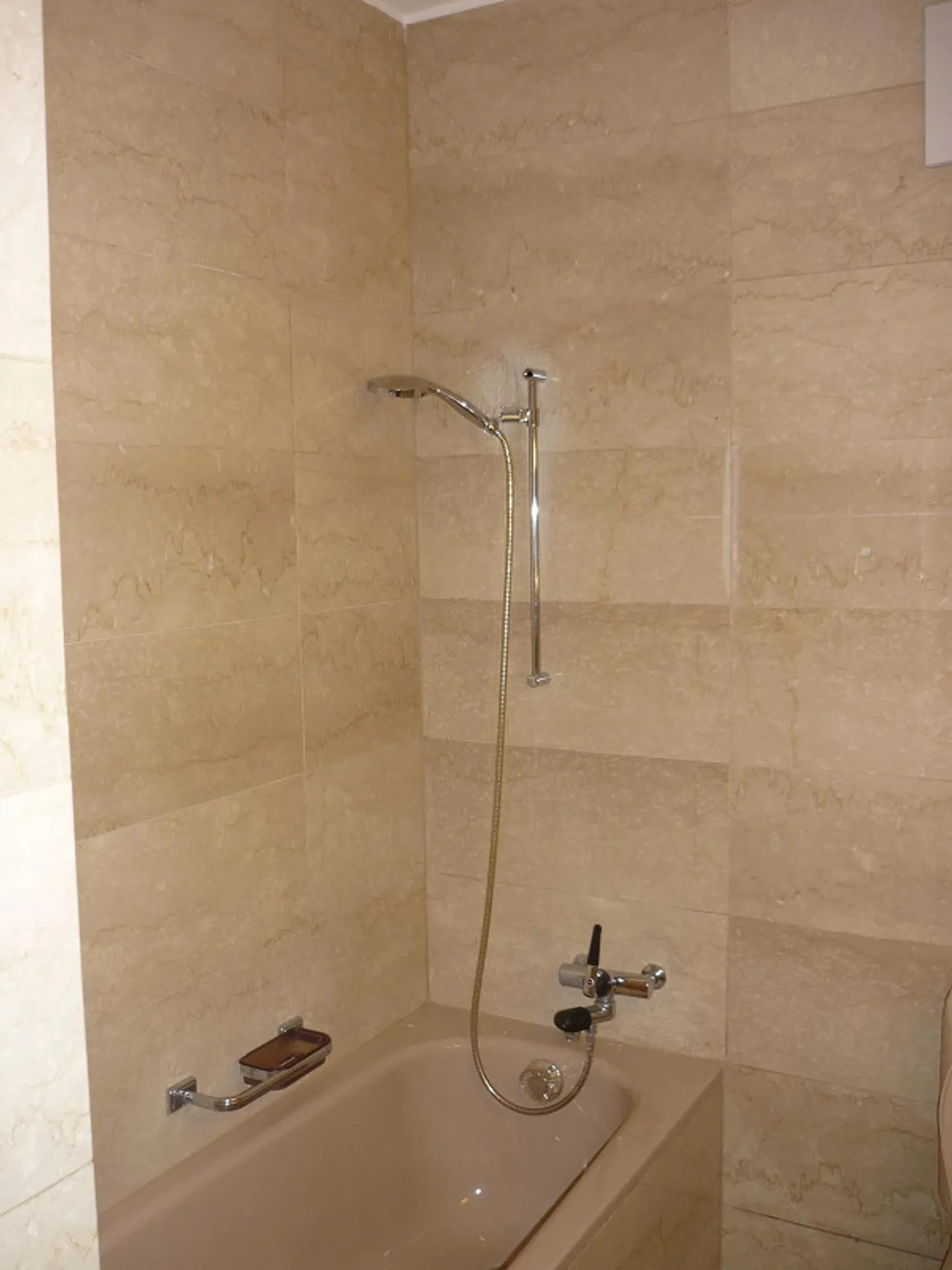 3.5-Room Old Building Apartment with 2 Balconies in Art Nouveau House - Photo 7 of 11